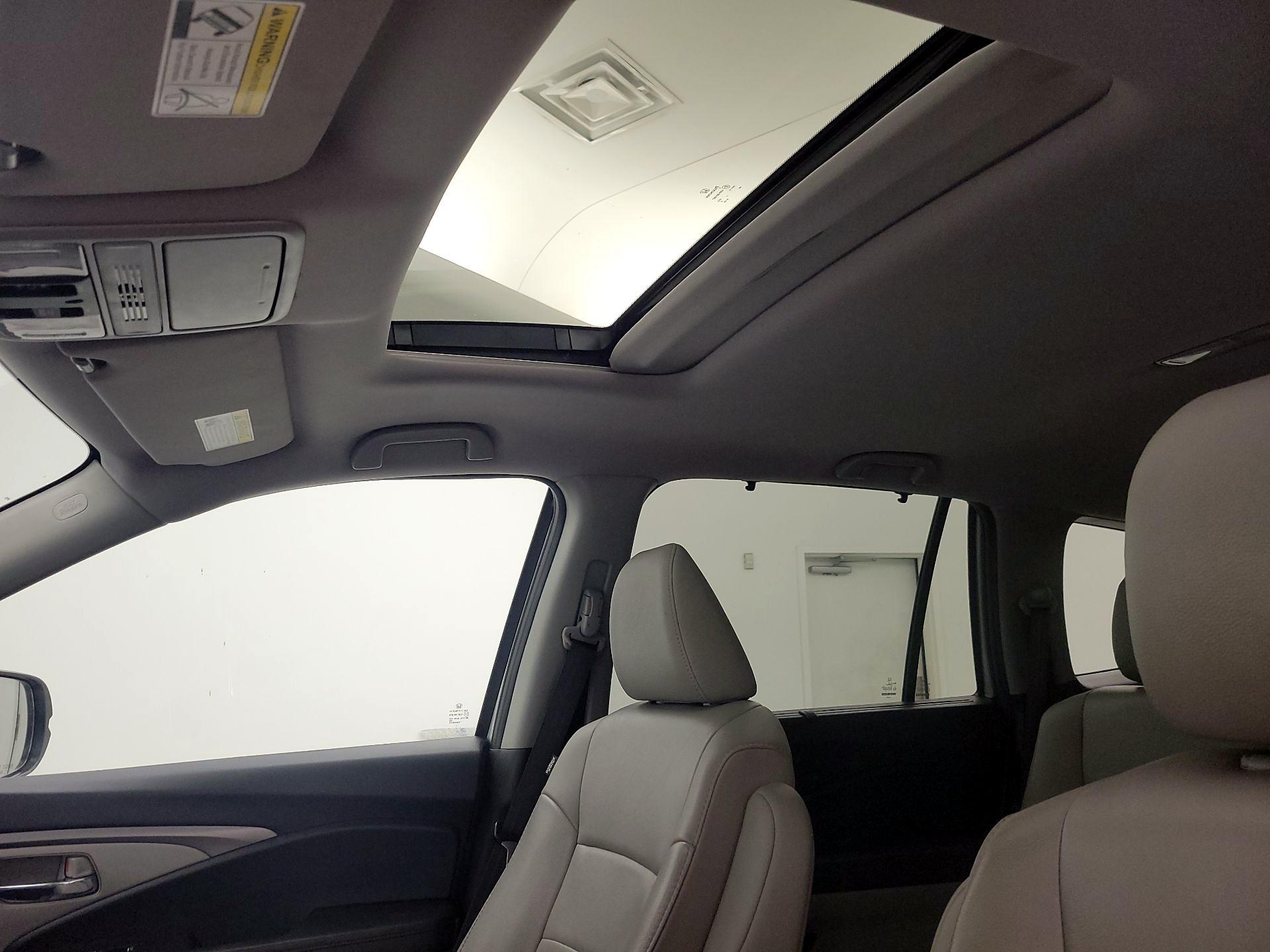 Thumbnail: 2022 Honda Pilot - 19