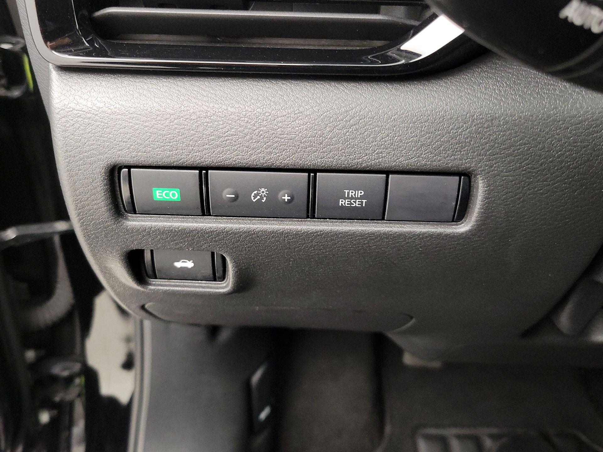 Thumbnail: 2023 Nissan Sentra - 13