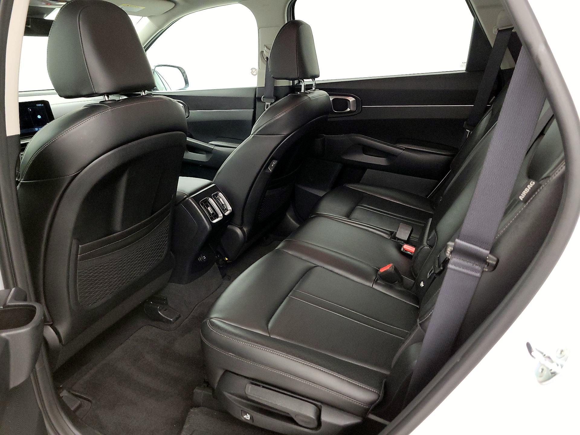 Thumbnail: 2024 Kia Sorento - 20