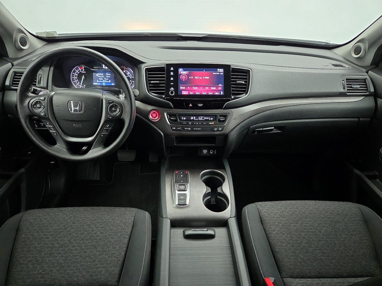 2023 Honda Ridgeline Sport - Photo 10