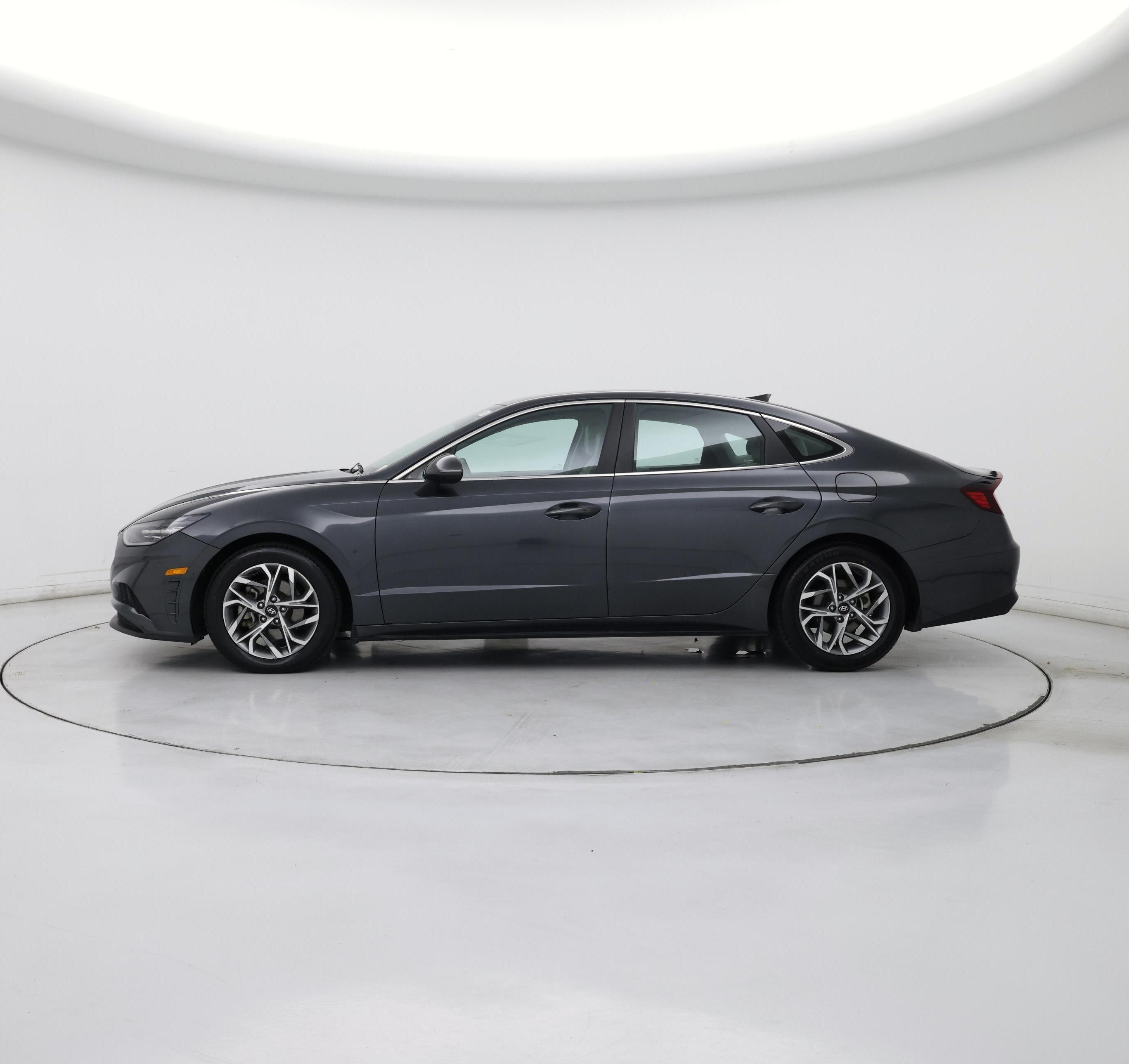 Thumbnail: 2023 Hyundai Sonata - 3