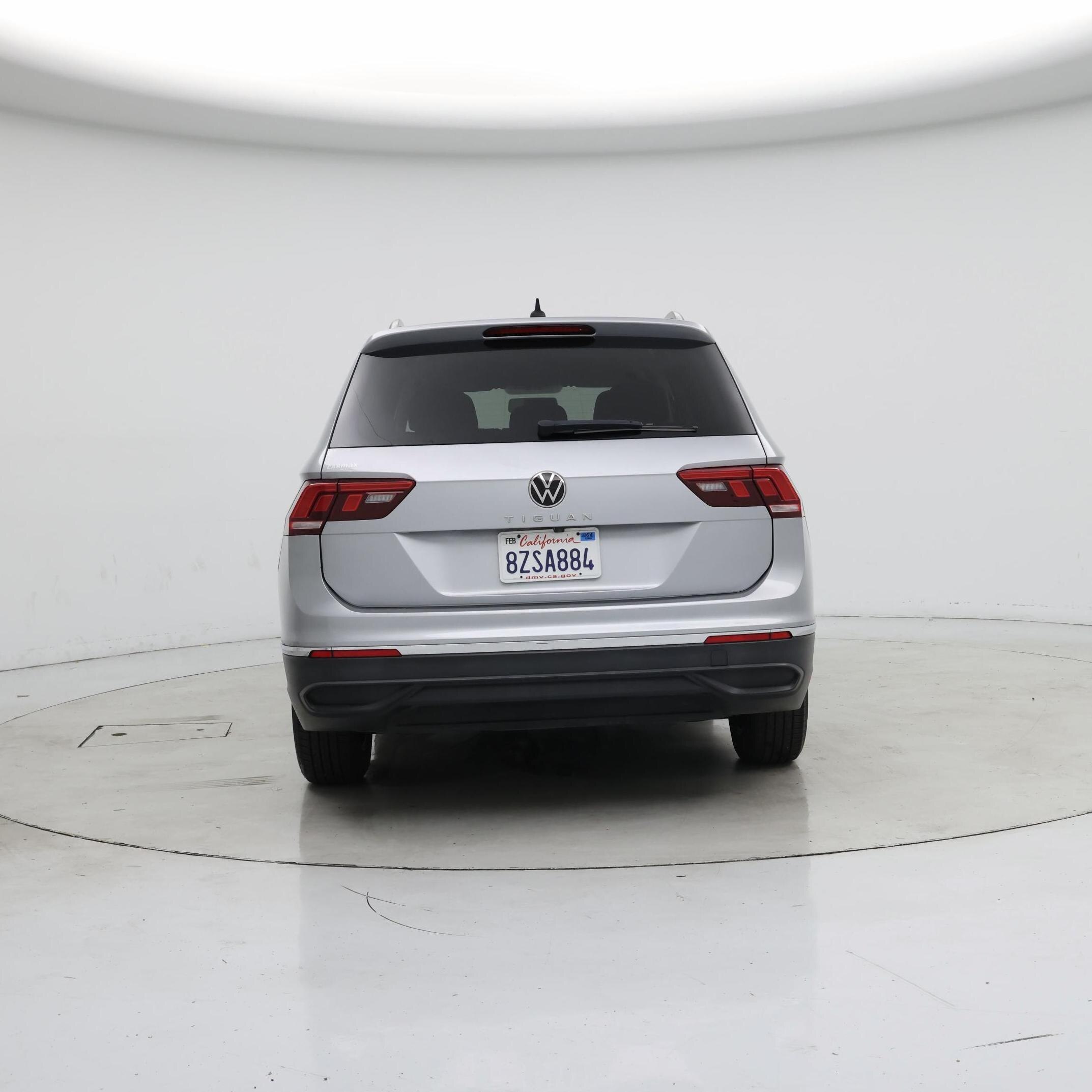 Thumbnail: 2022 Volkswagen Tiguan - 6