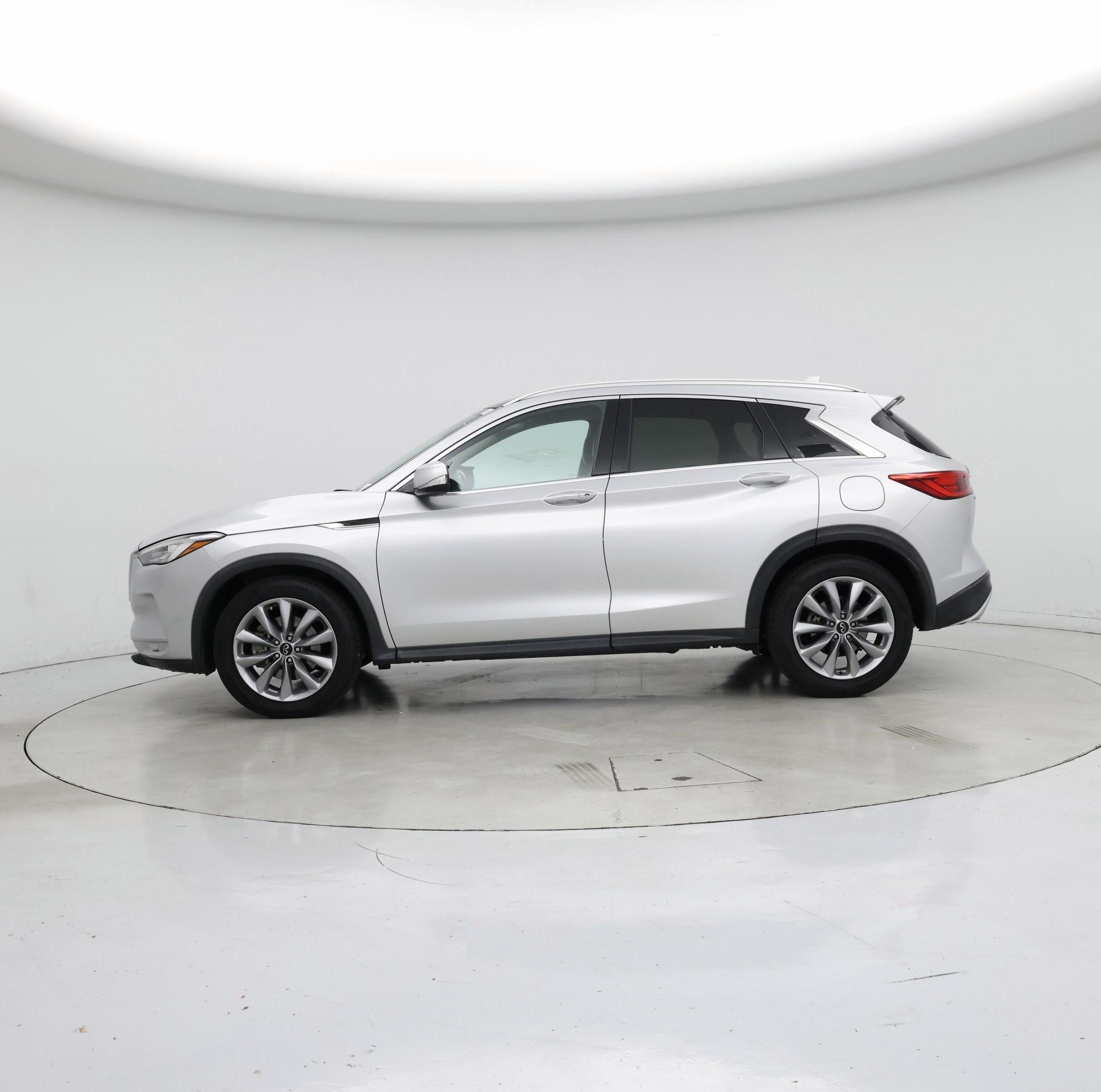 Thumbnail: 2021 INFINITI QX50 - 3