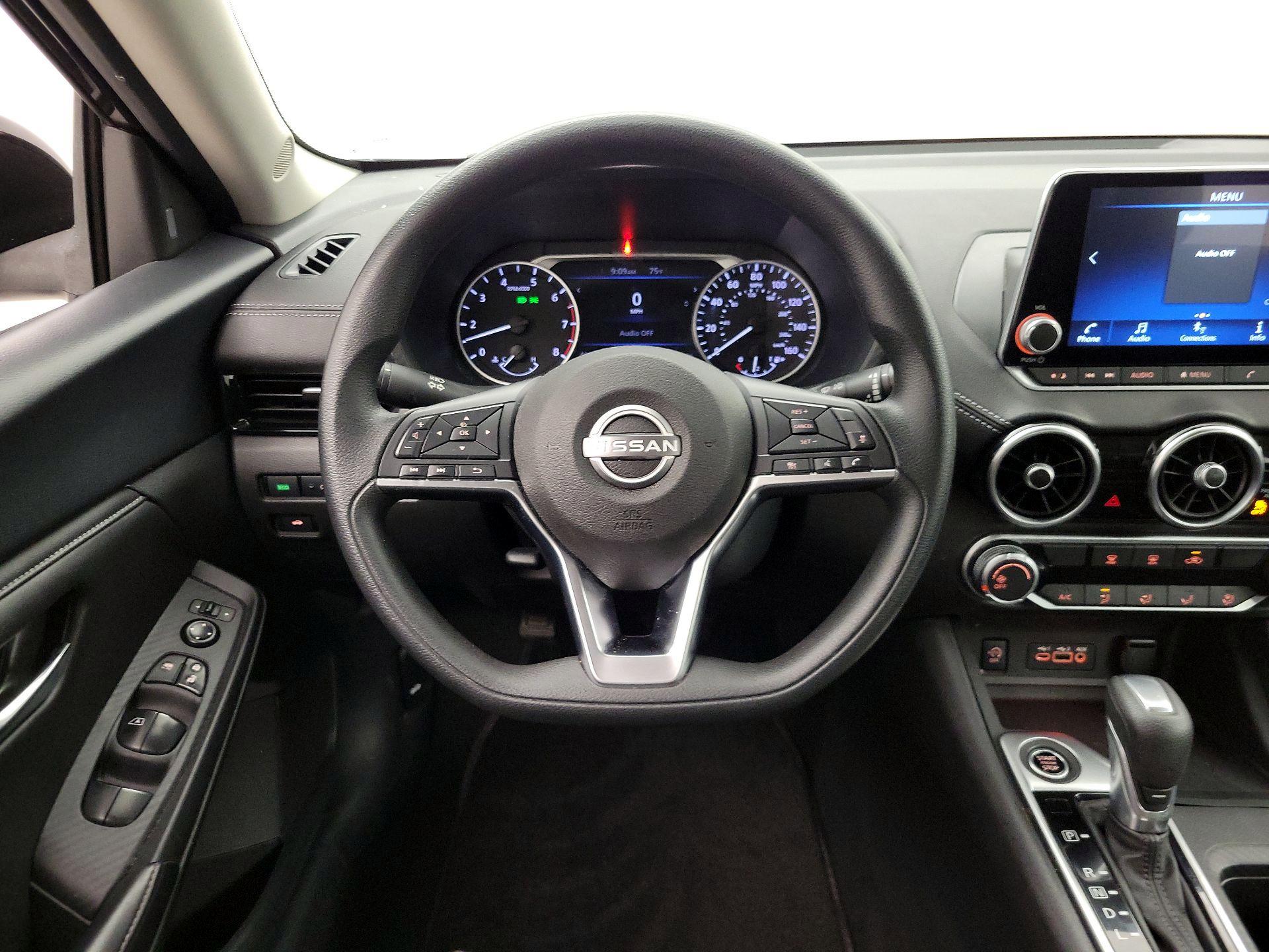 Thumbnail: 2024 Nissan Sentra - 10