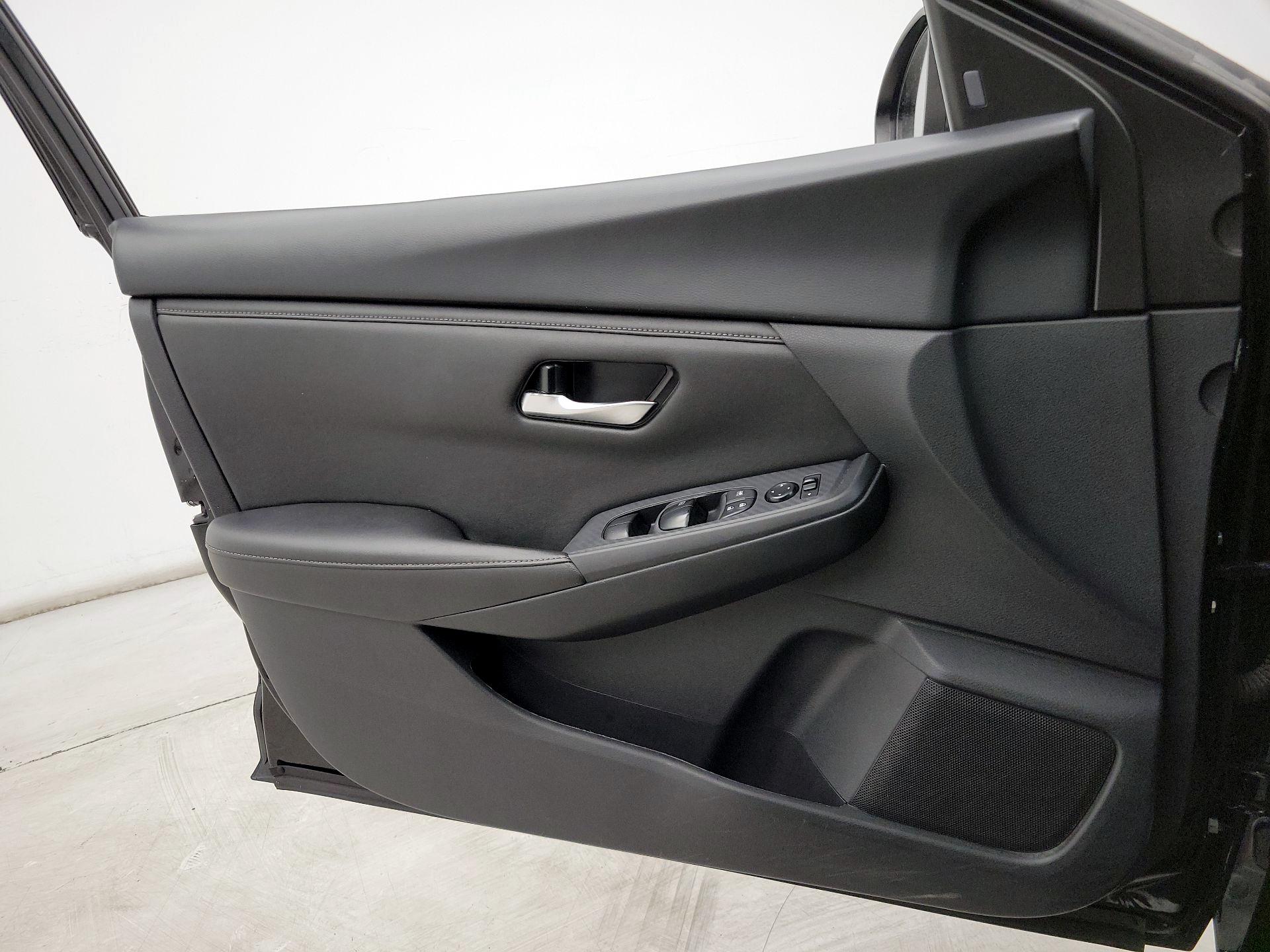 Thumbnail: 2024 Nissan Sentra - 12