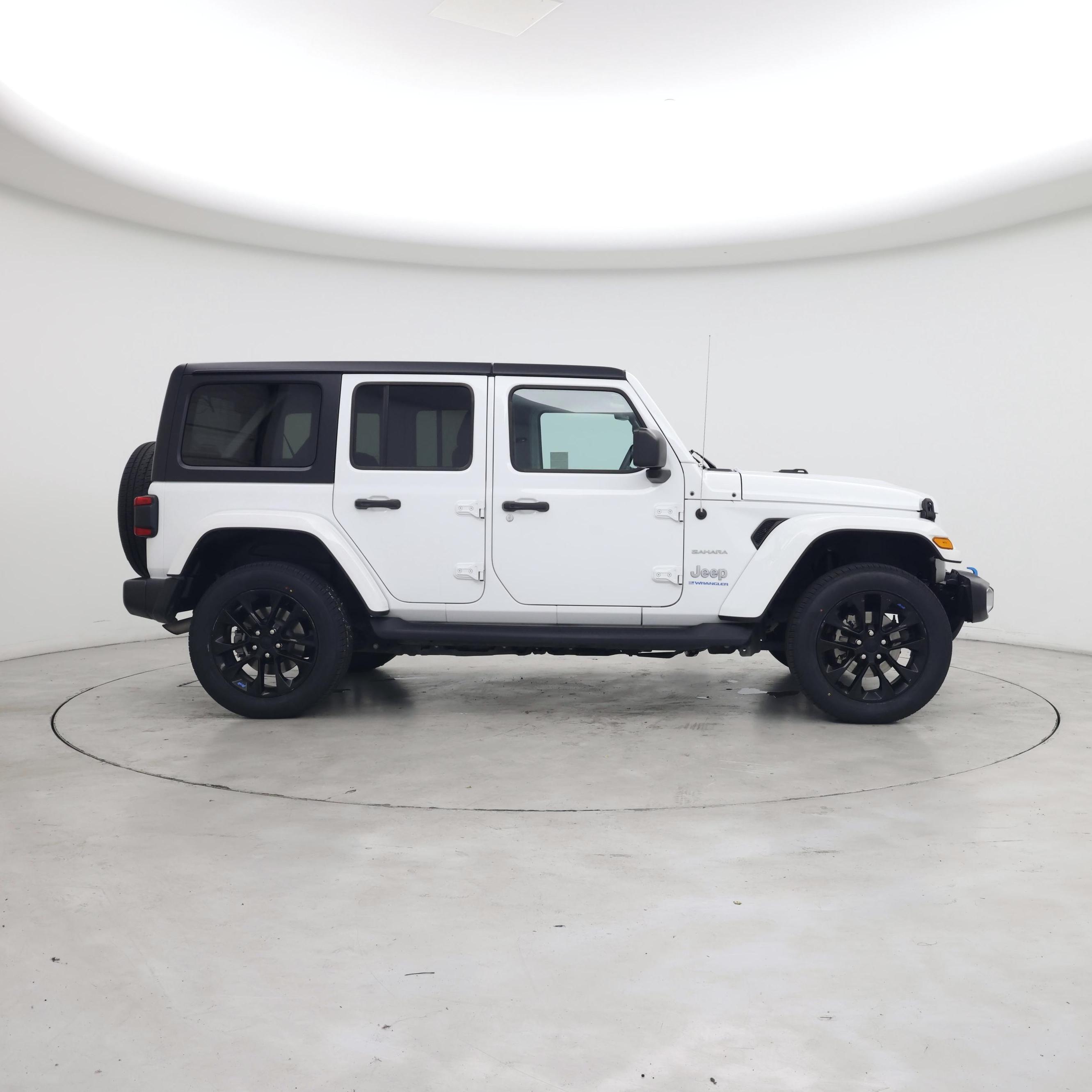 Thumbnail: 2023 Jeep Wrangler - 7