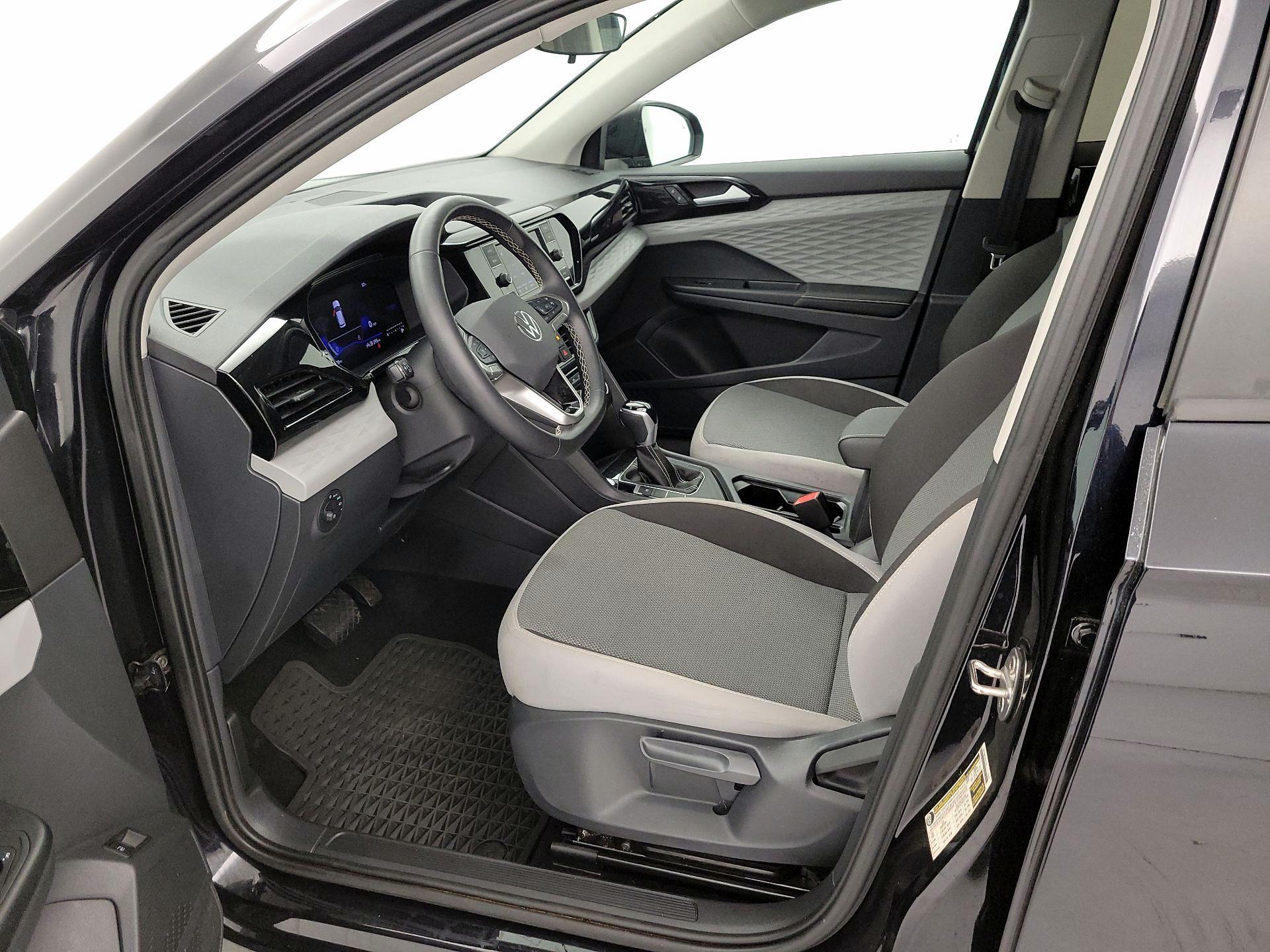 Thumbnail: 2024 Volkswagen Taos - 11