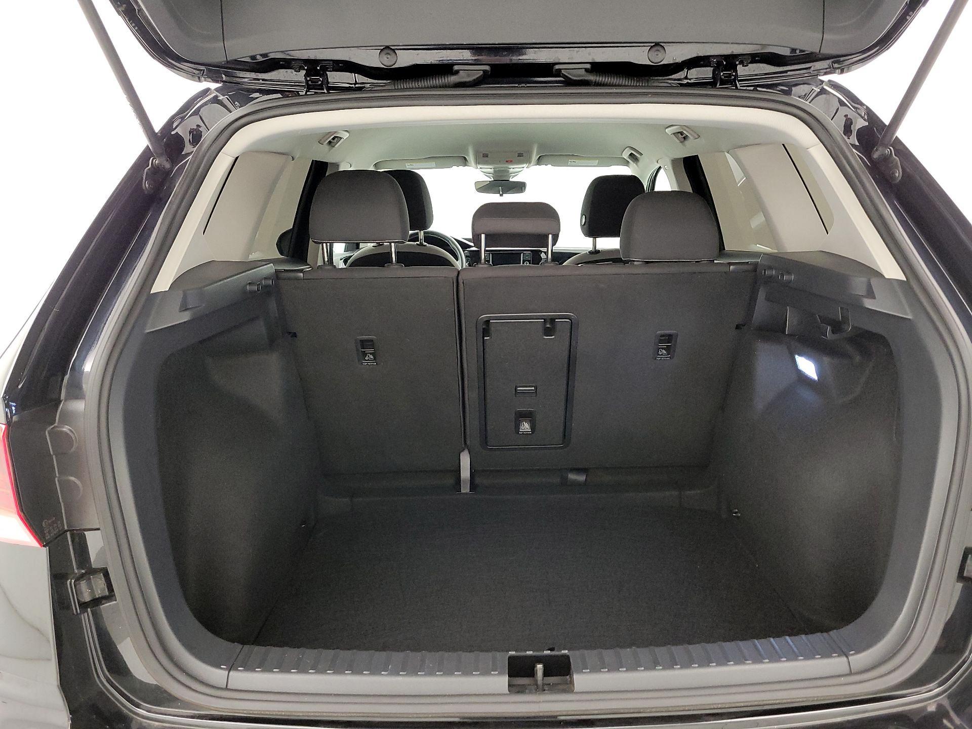 Thumbnail: 2024 Volkswagen Taos - 20