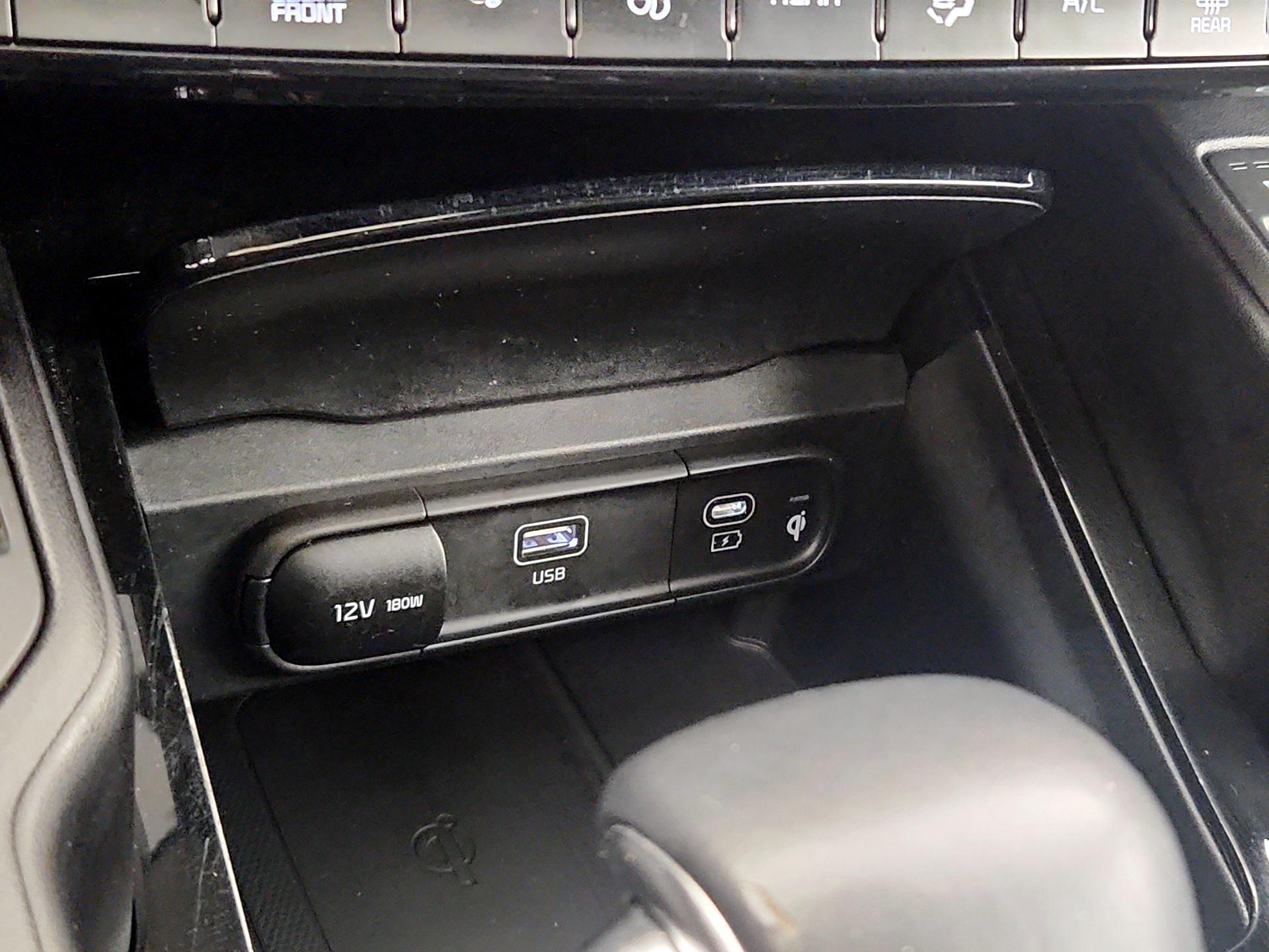 Thumbnail: 2024 Kia Telluride - 18