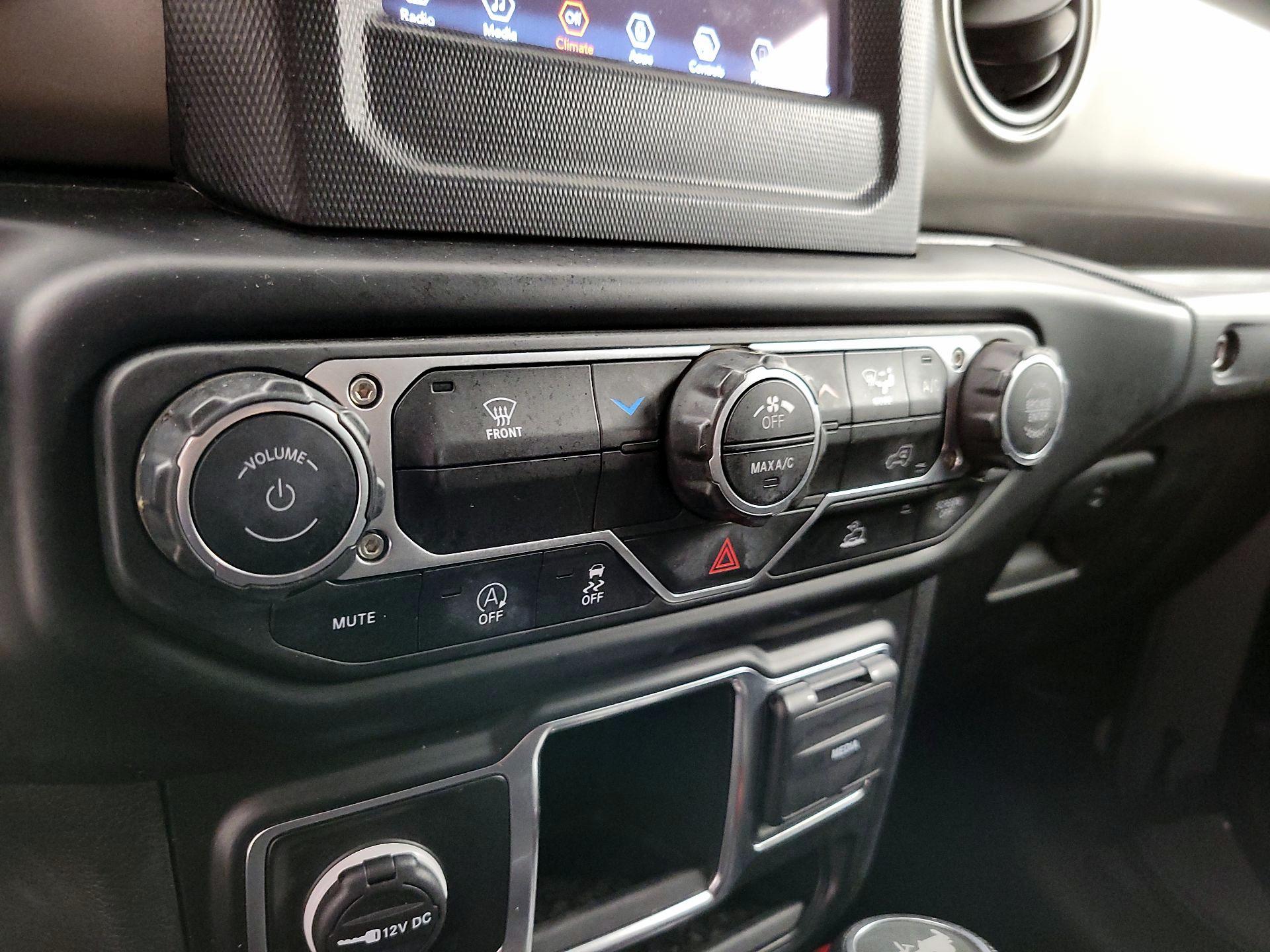 Thumbnail: 2023 Jeep Wrangler - 16