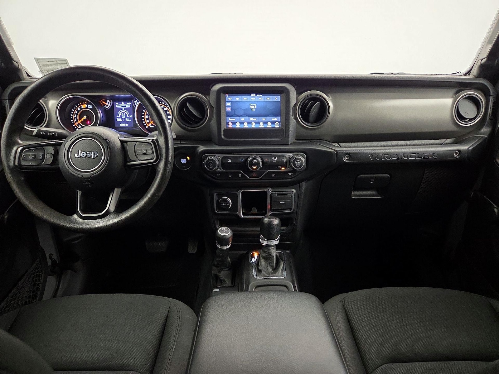 2023 Jeep Wrangler 4-Door Sport - Photo 10