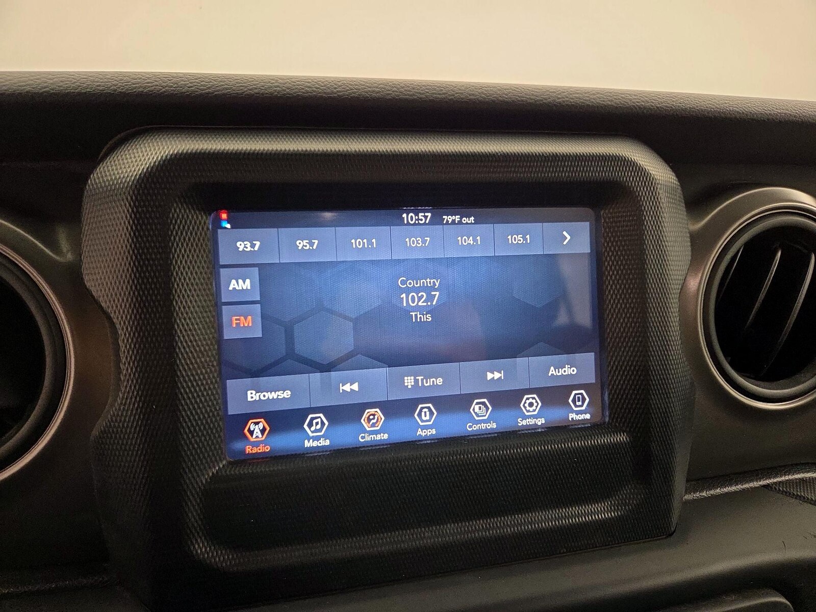 2023 Jeep Wrangler 4-Door Sport - Photo 16