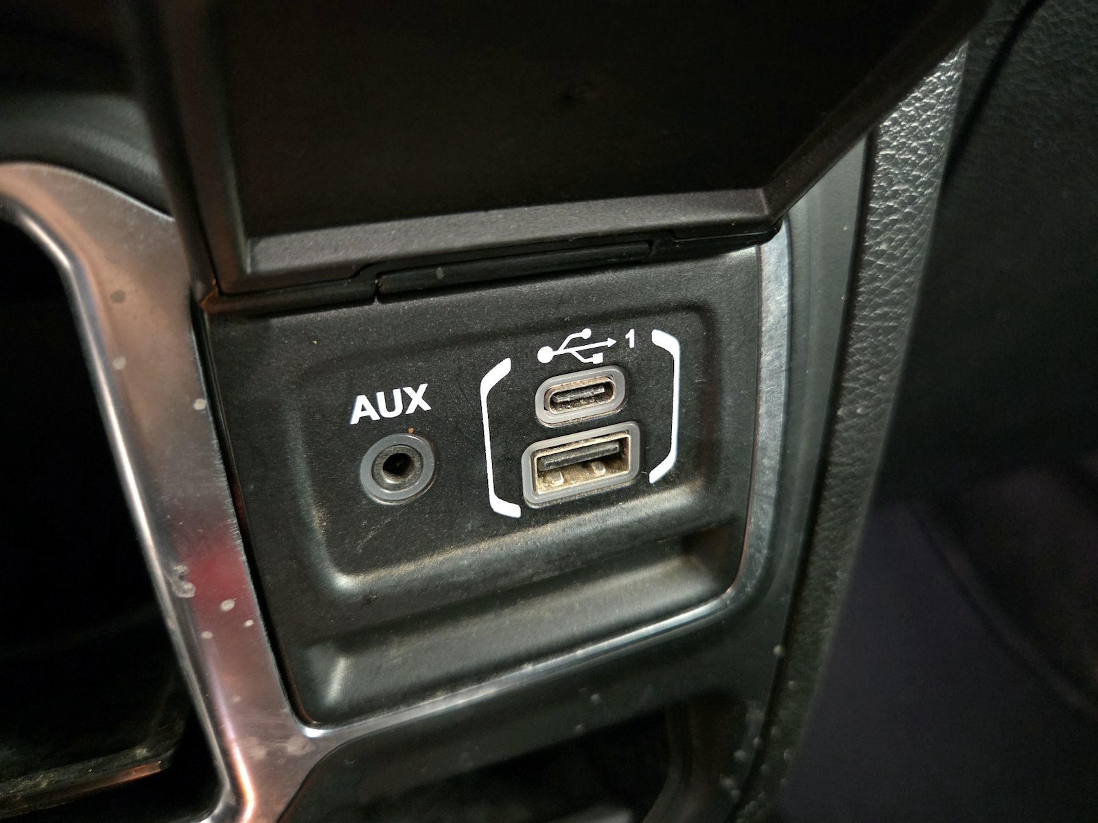 2023 Jeep Wrangler 4-Door Sport - Photo 19
