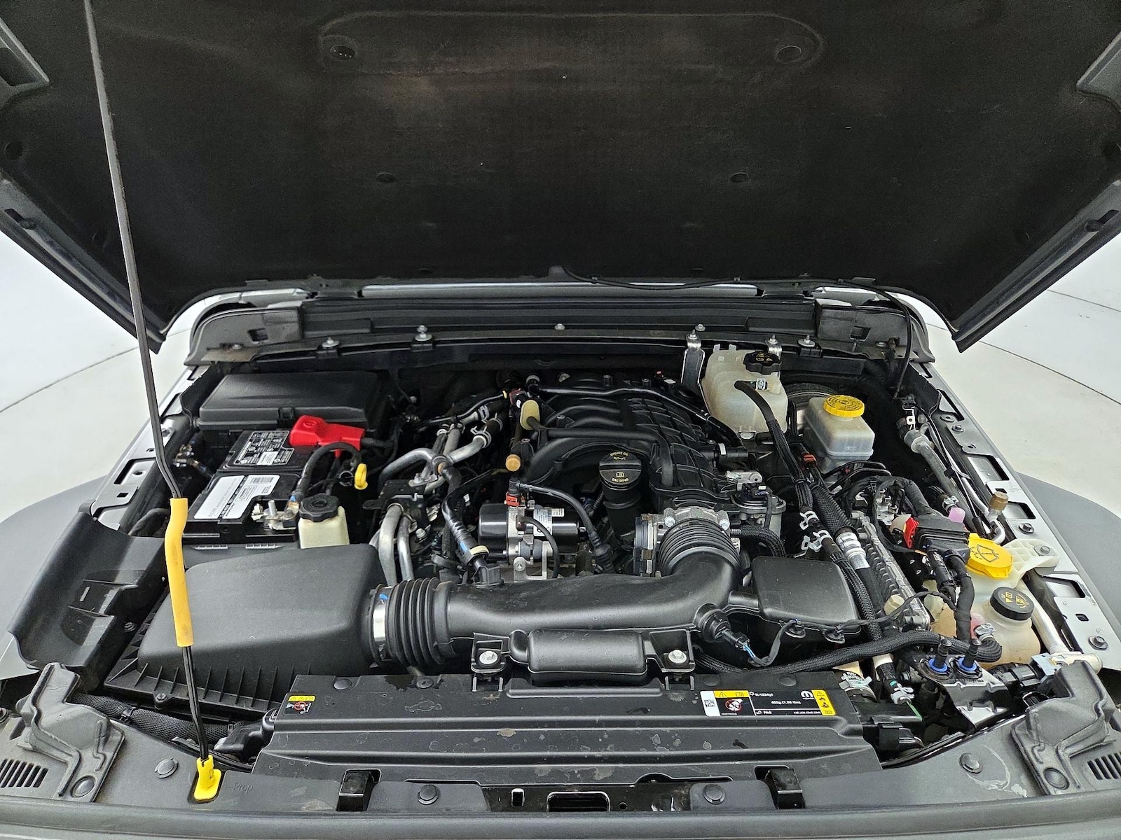 2023 Jeep Wrangler 4-Door Sport - Photo 22
