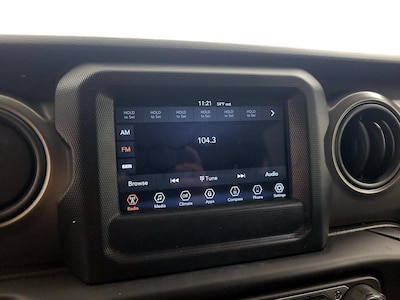 Radio (On)