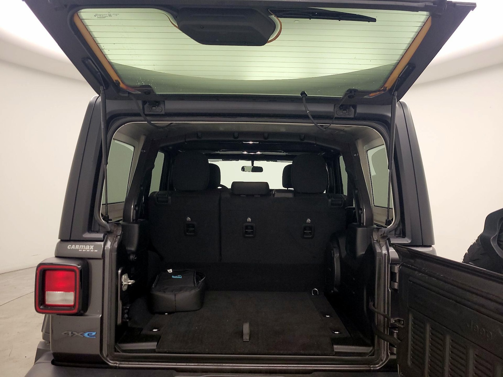 2023 Jeep Wrangler 4xe Willys 4XE - Photo 19