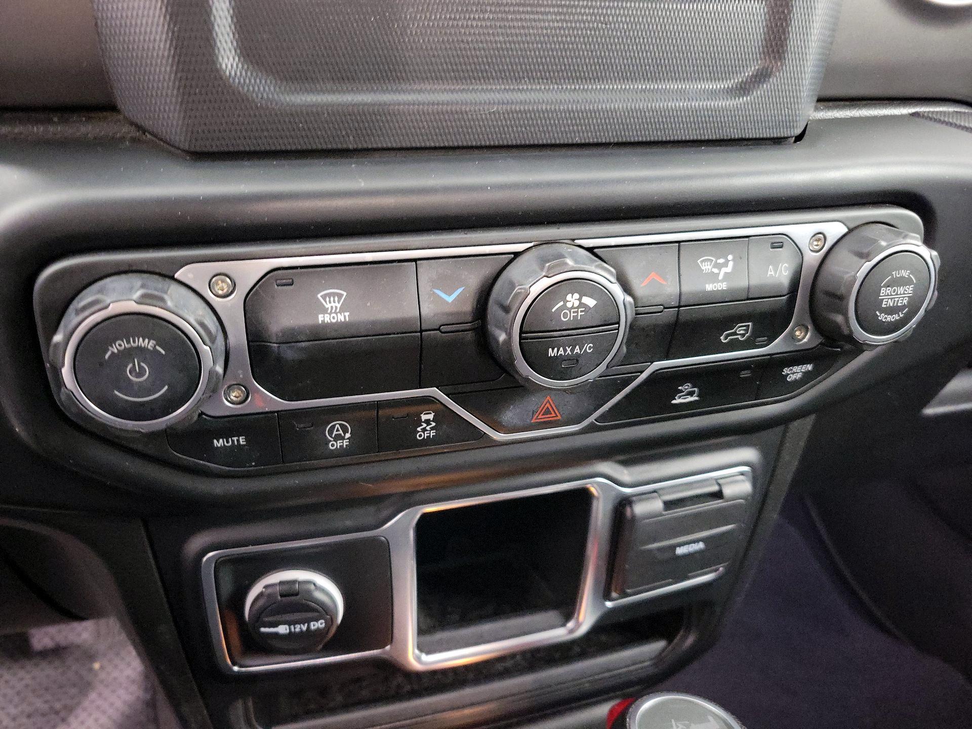 Thumbnail: 2023 Jeep Wrangler - 16