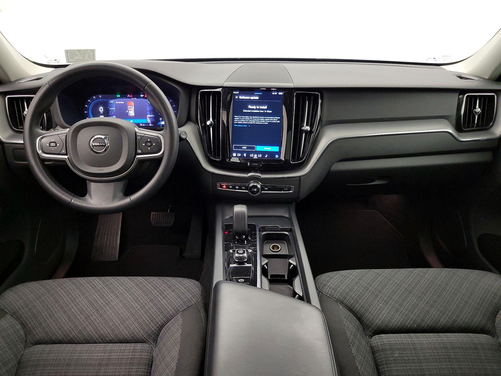 Thumbnail: 2024 Volvo XC60 - 9