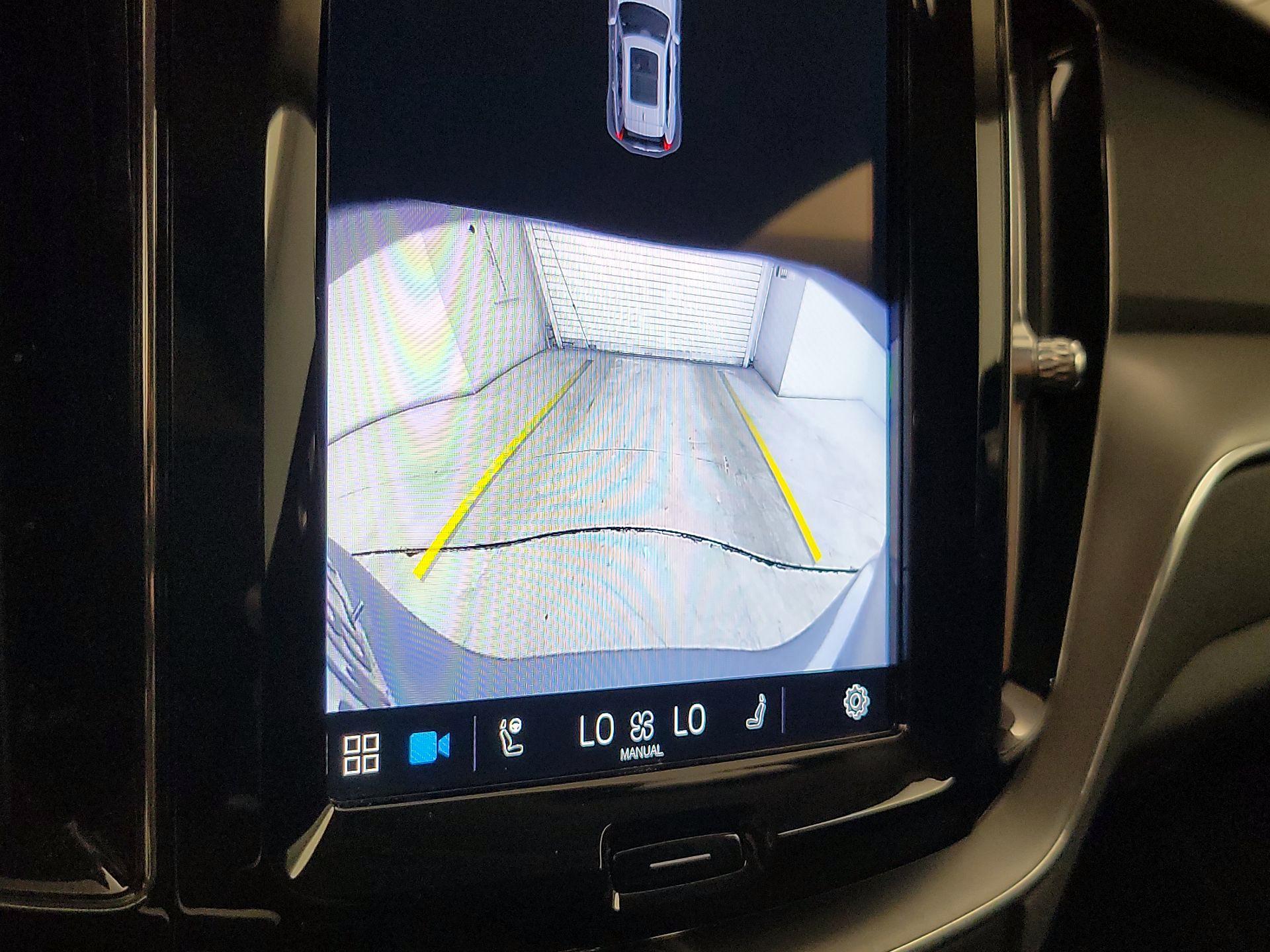 Thumbnail: 2024 Volvo XC60 - 15