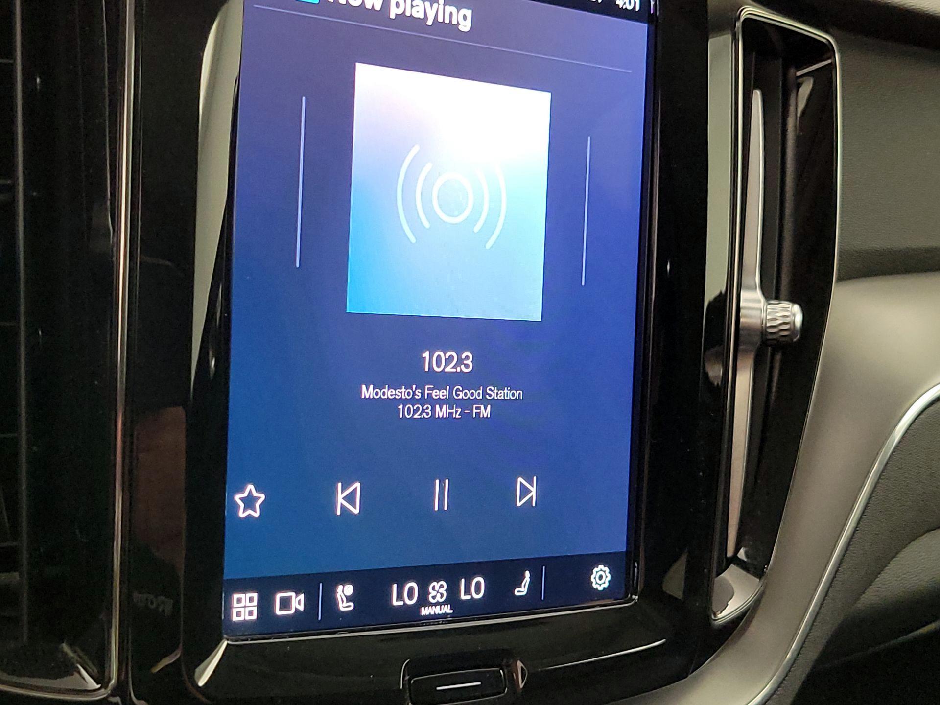 Thumbnail: 2024 Volvo XC60 - 16