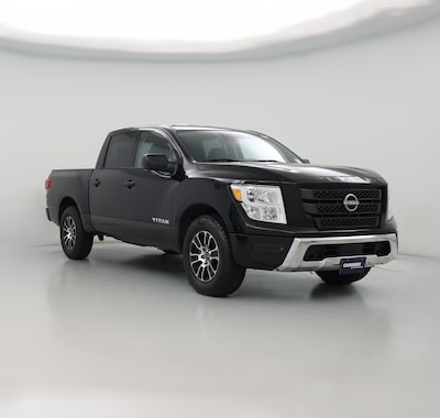 2023 Nissan Titan SV