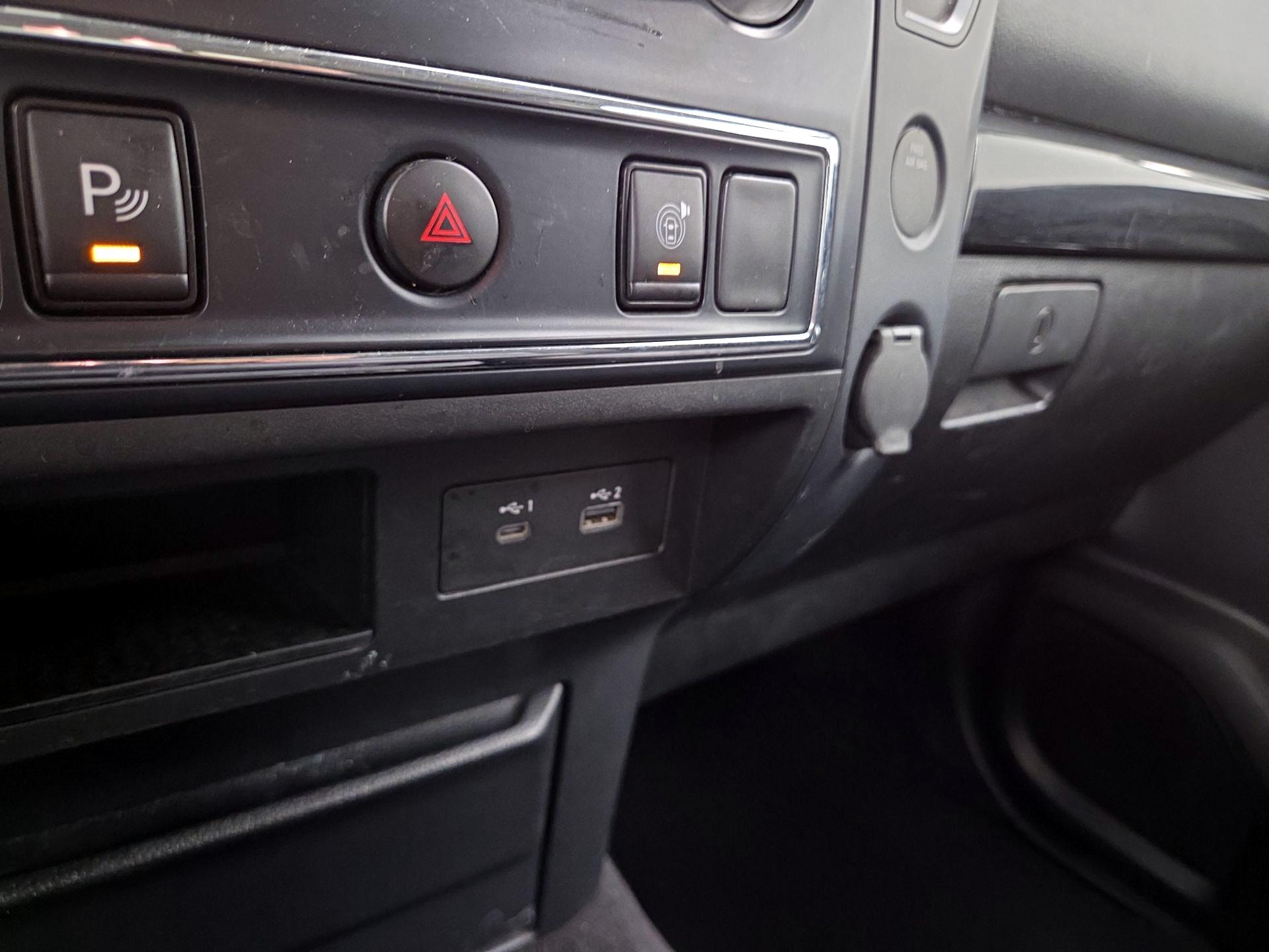 Thumbnail: 2023 Nissan Titan - 18