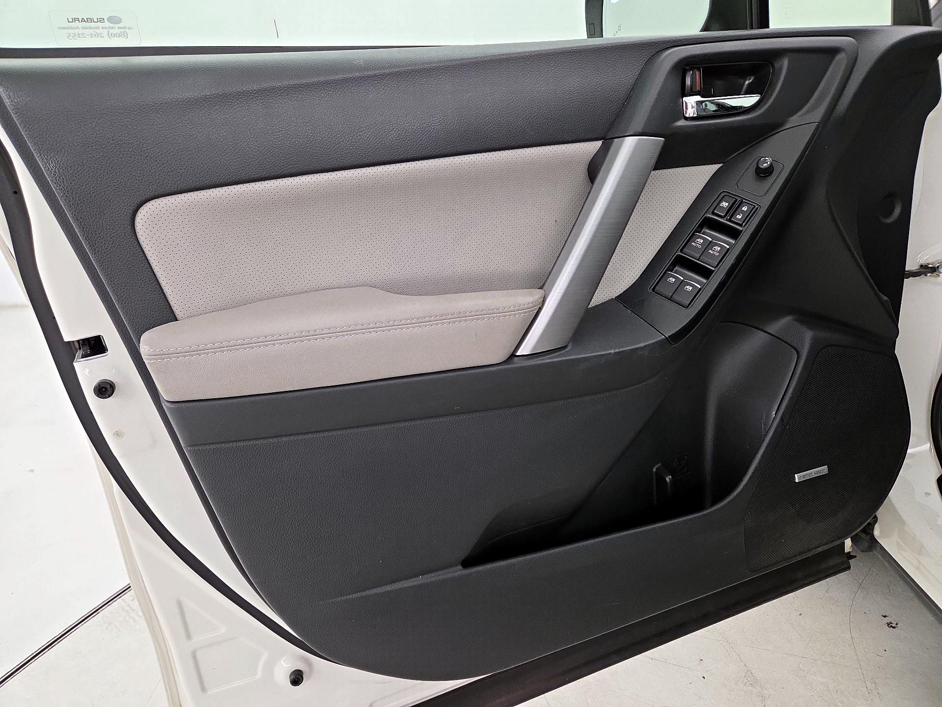 Thumbnail: 2018 Subaru Forester - 12