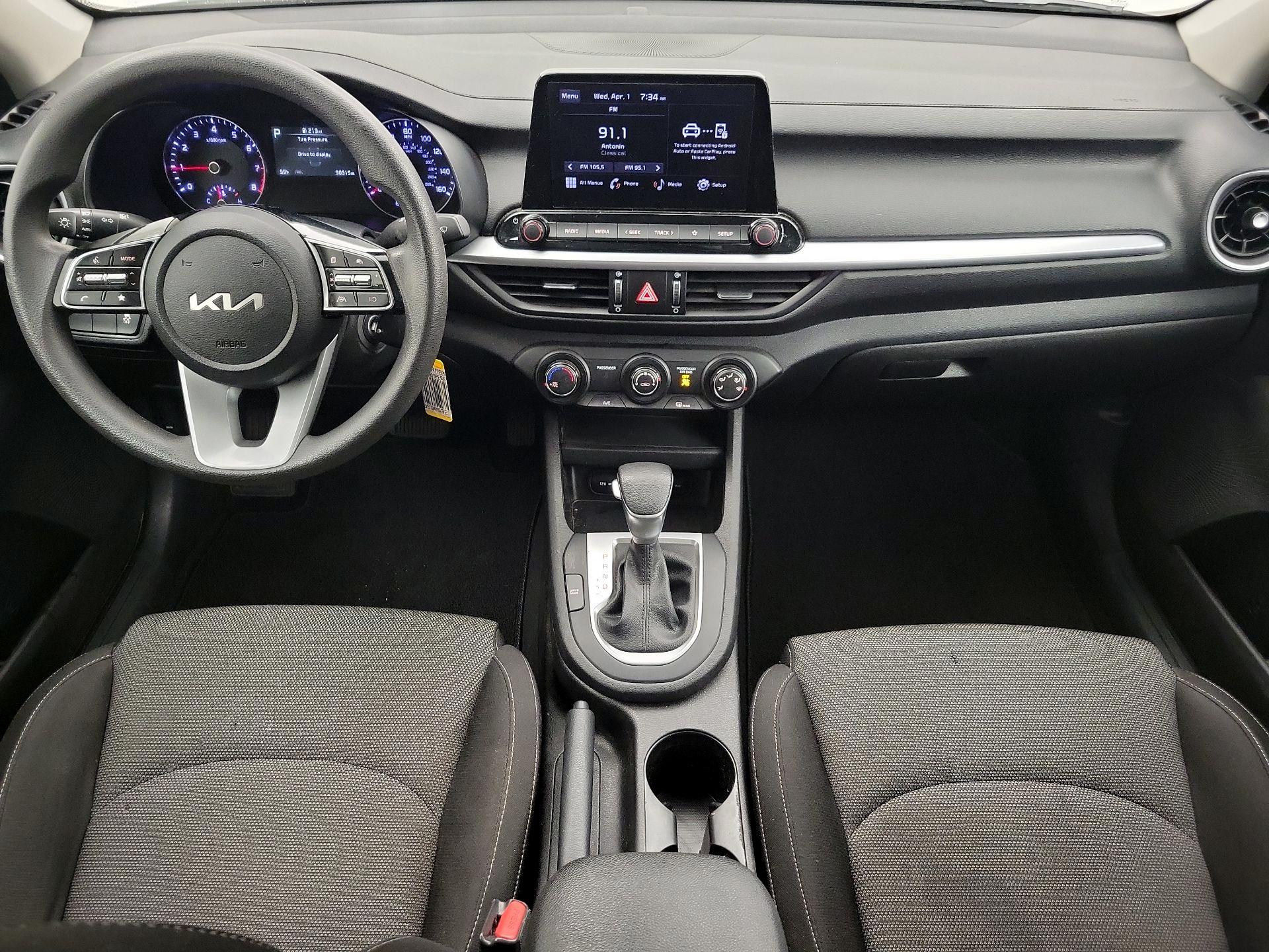 Thumbnail: 2023 Kia Forte - 9