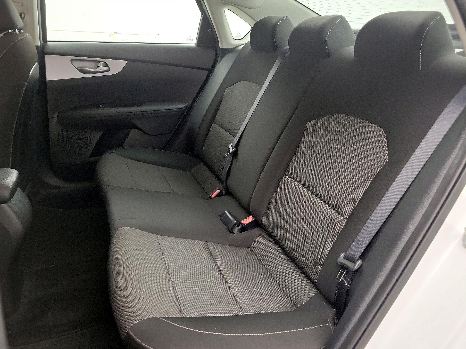 Thumbnail: 2023 Kia Forte - 19