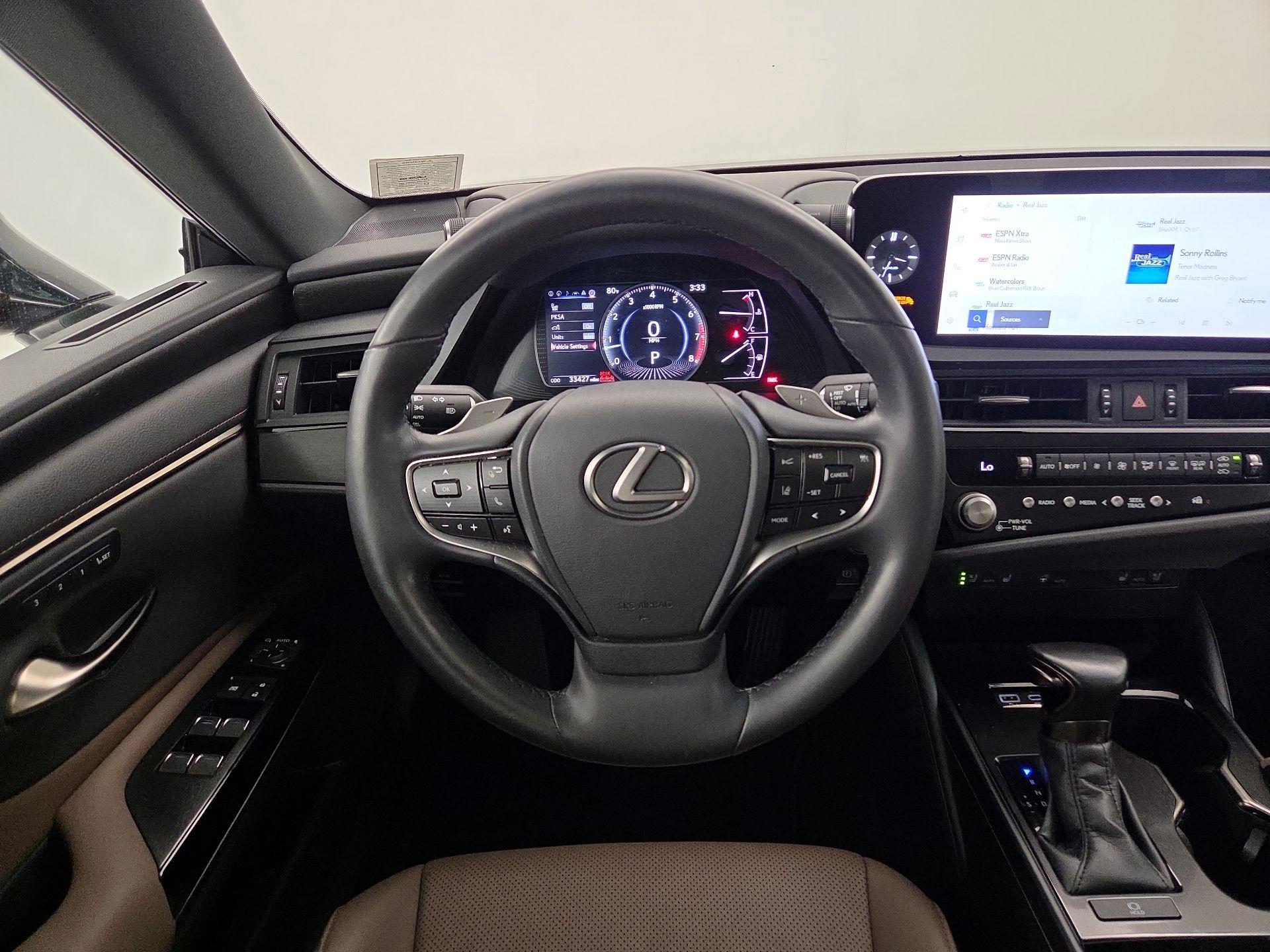 Thumbnail: 2023 Lexus ES - 10