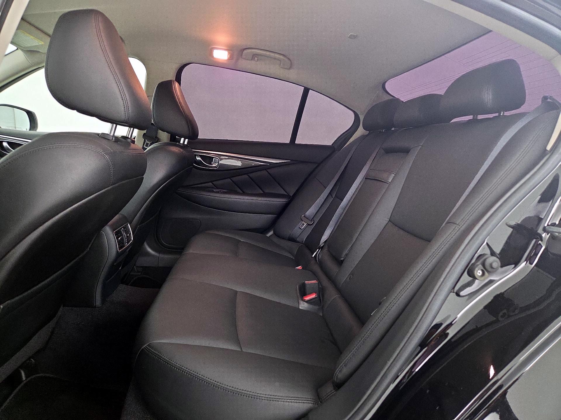 Thumbnail: 2018 INFINITI Q50 - 19