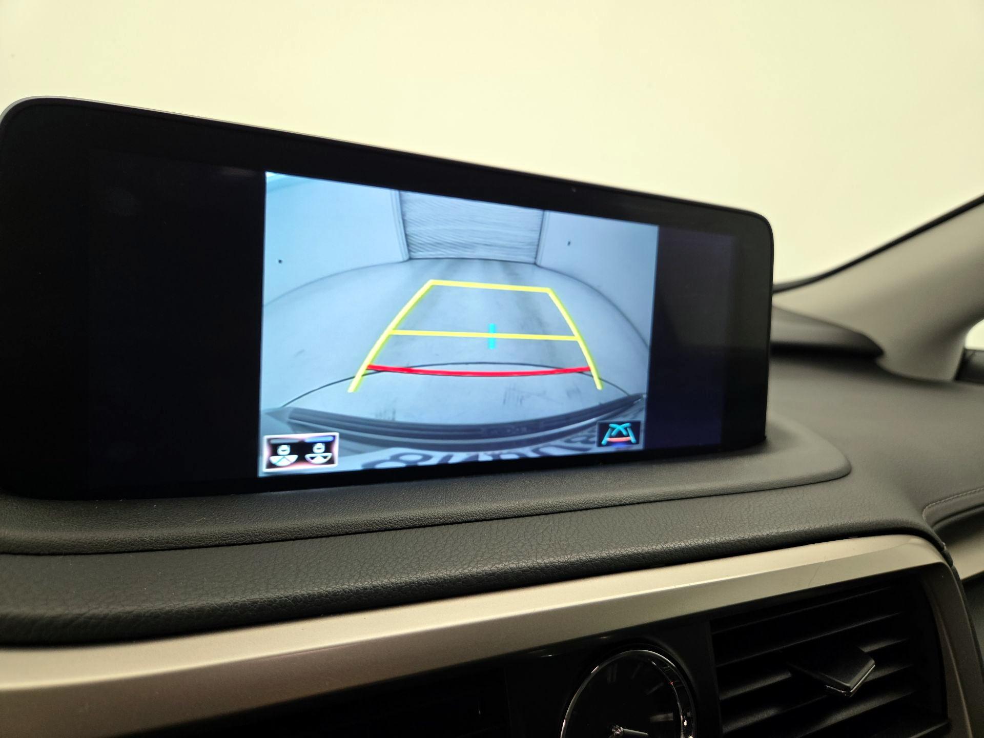 Thumbnail: 2020 Lexus RX - 15