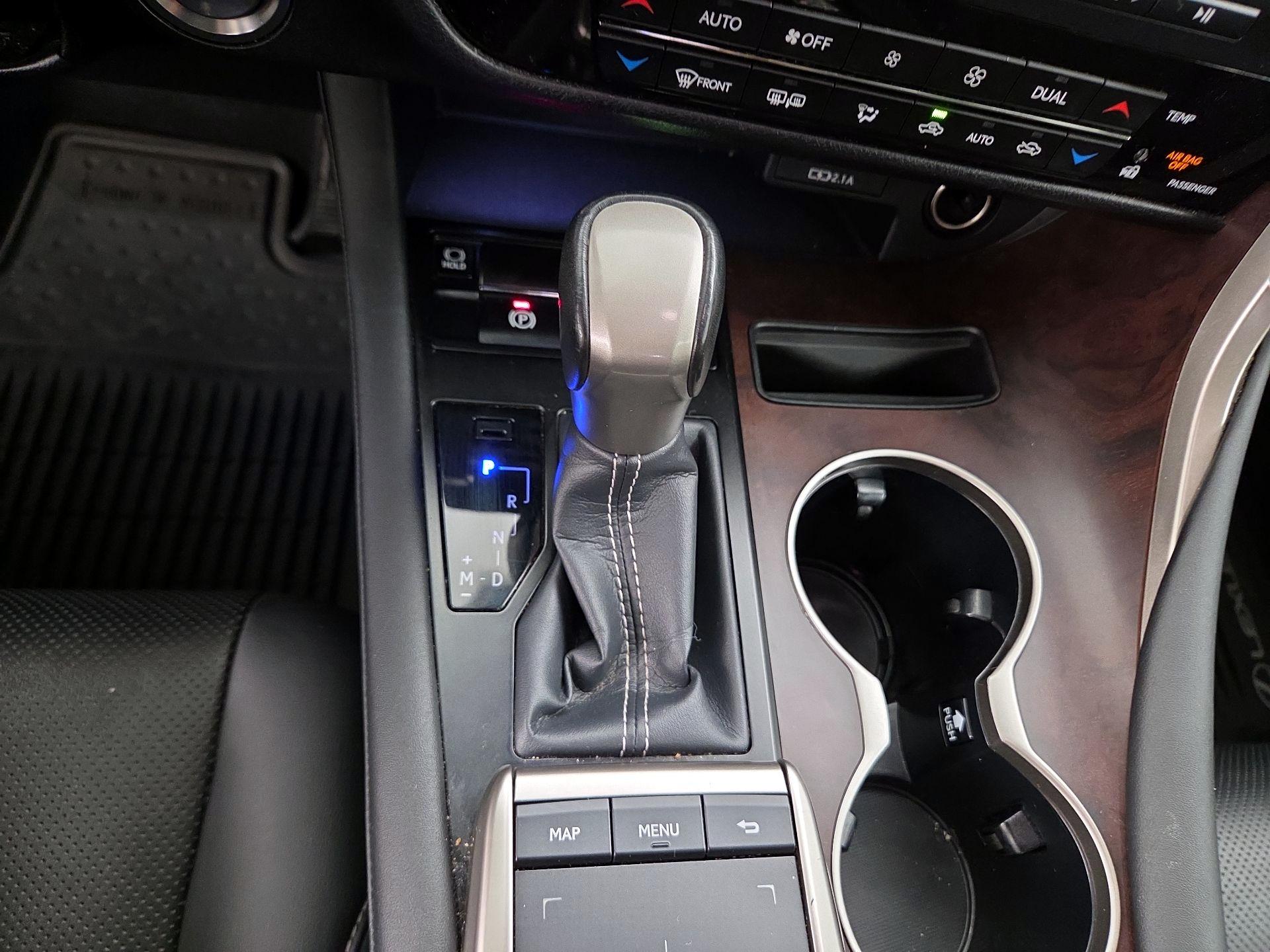 Thumbnail: 2020 Lexus RX - 18