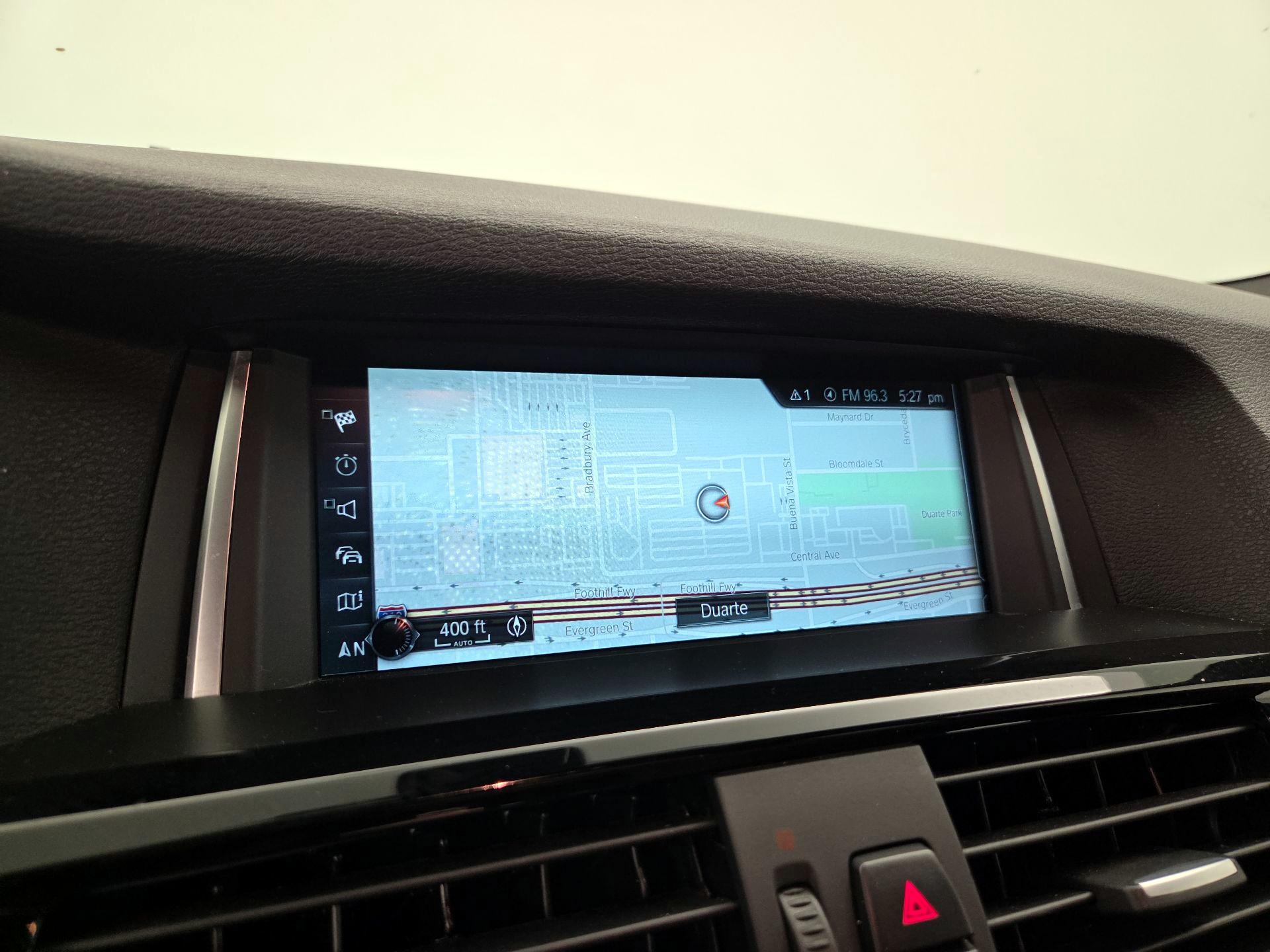 Thumbnail: 2017 BMW X4 - 14