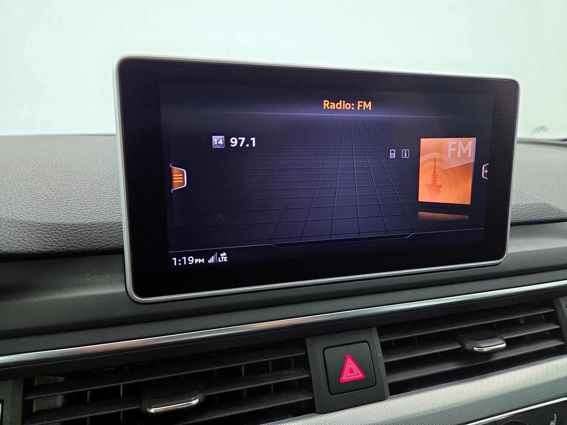 Thumbnail: 2017 Audi A4 - 16