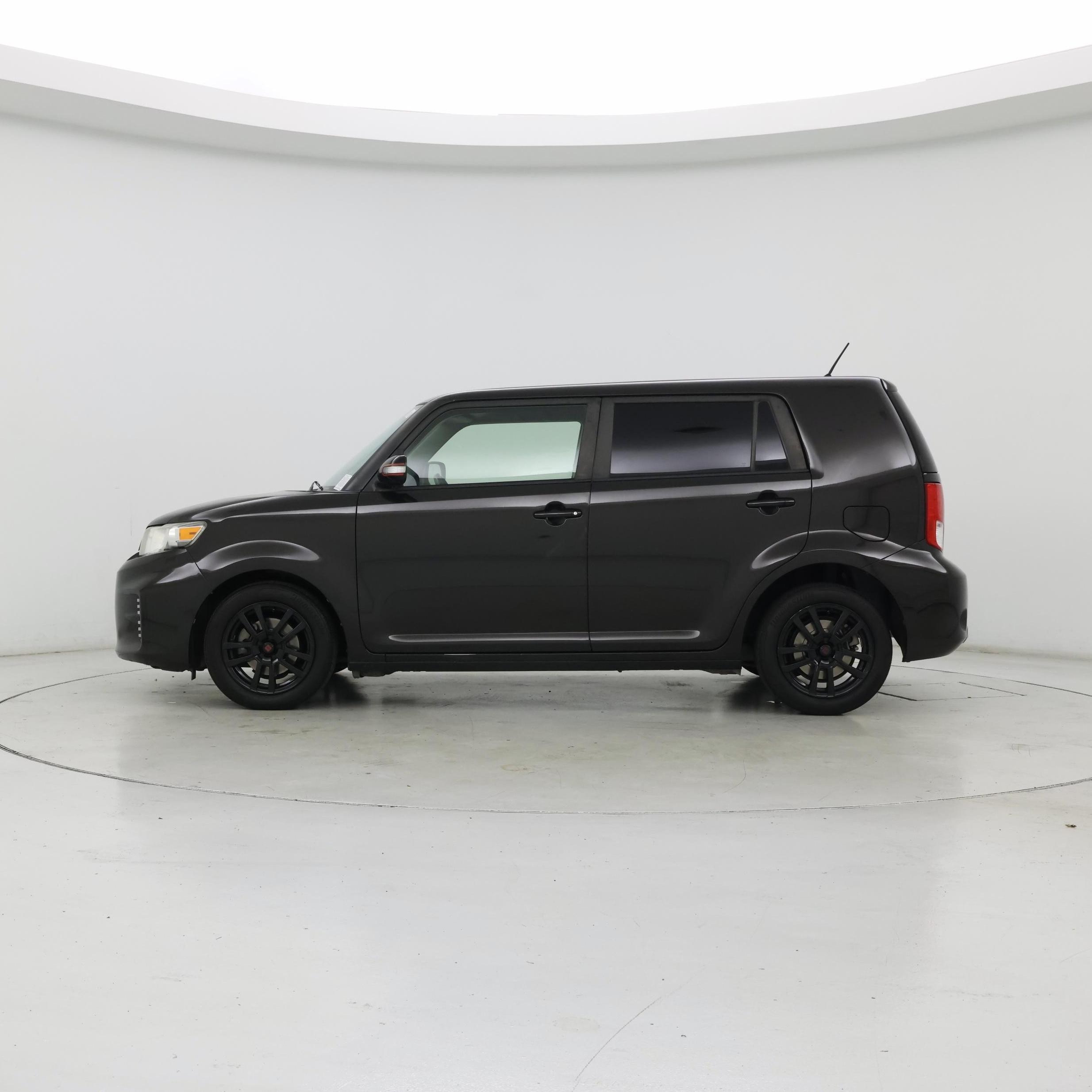 Thumbnail: 2015 Scion xB - 3