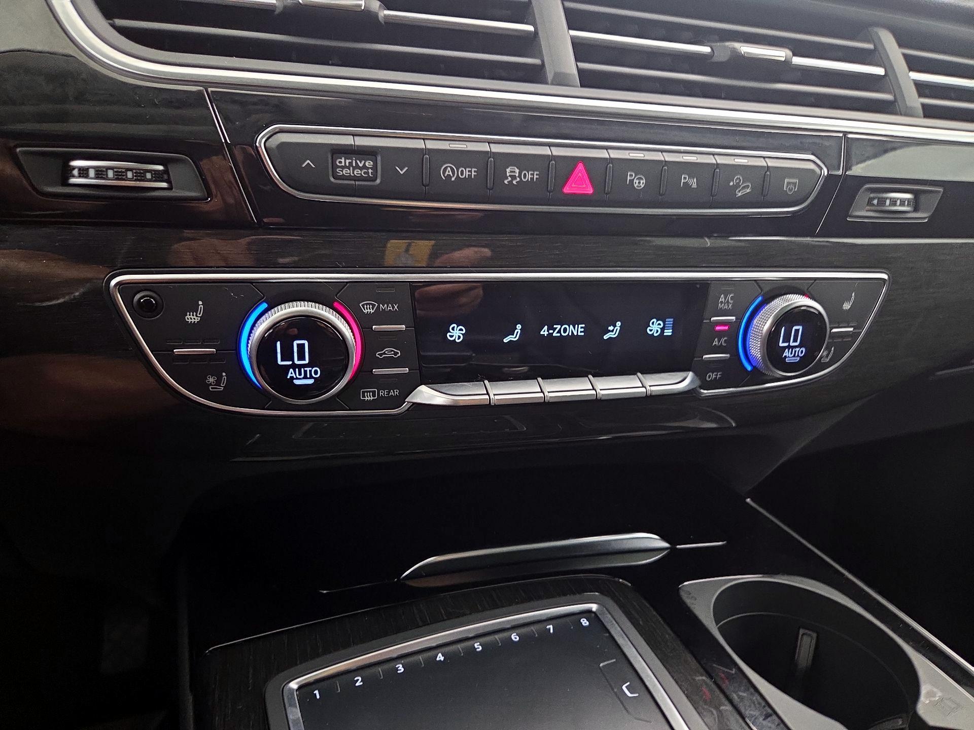 Thumbnail: 2019 Audi Q7 - 17