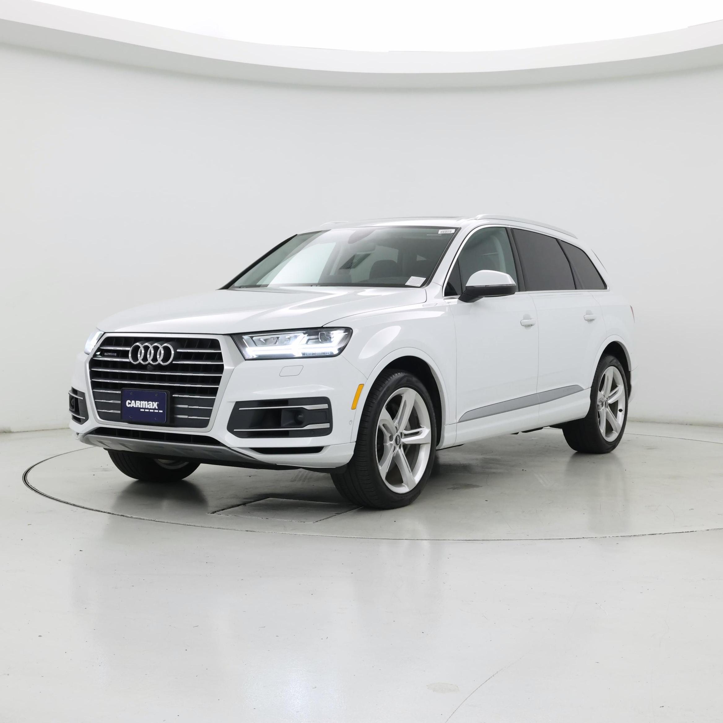 Thumbnail: 2019 Audi Q7 - 4