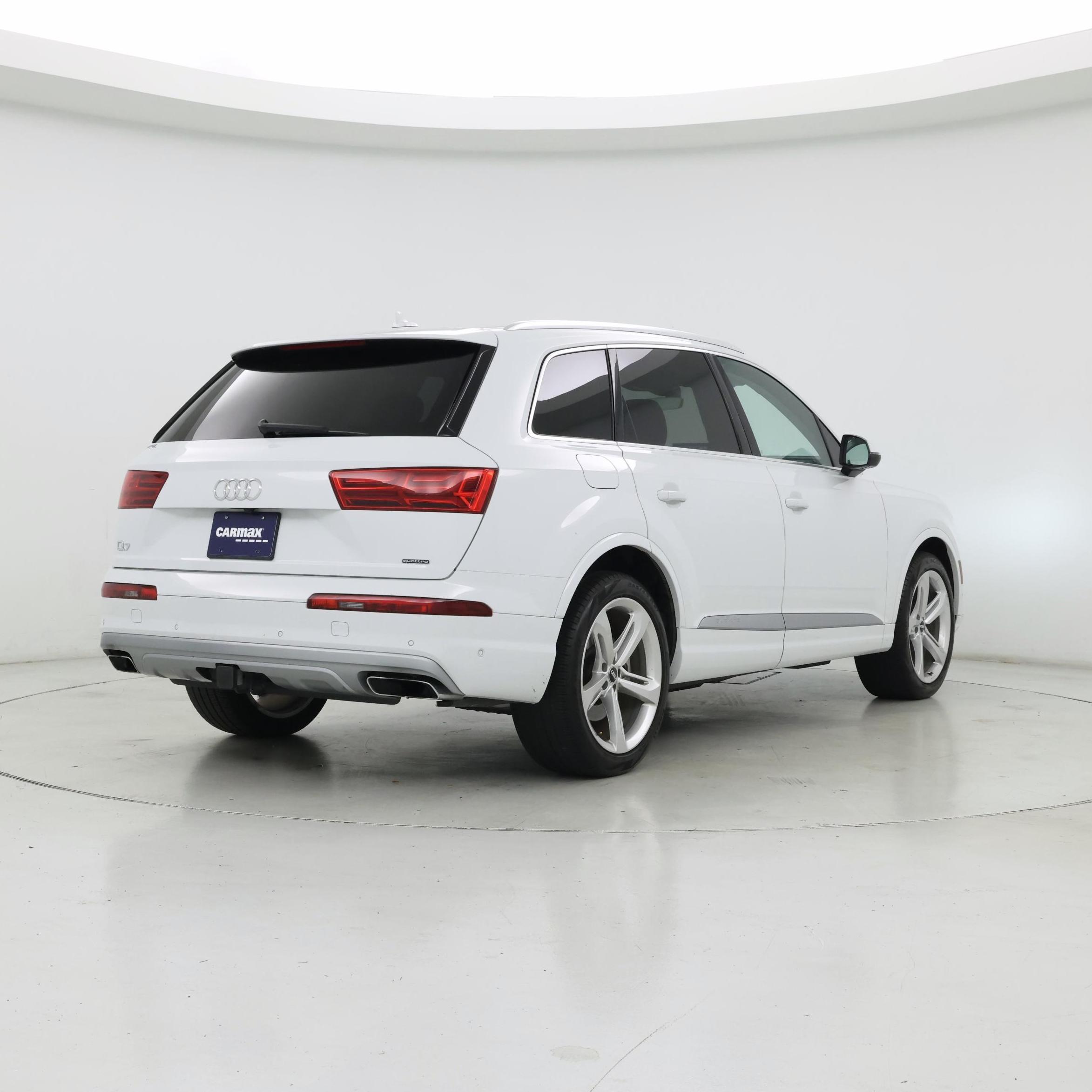 Thumbnail: 2019 Audi Q7 - 8