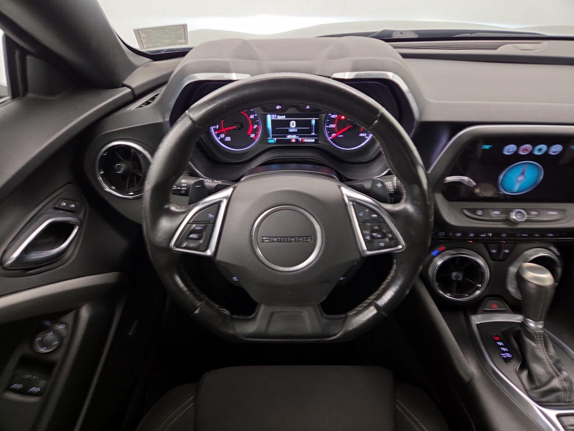 Thumbnail: 2016 Chevrolet Camaro - 10