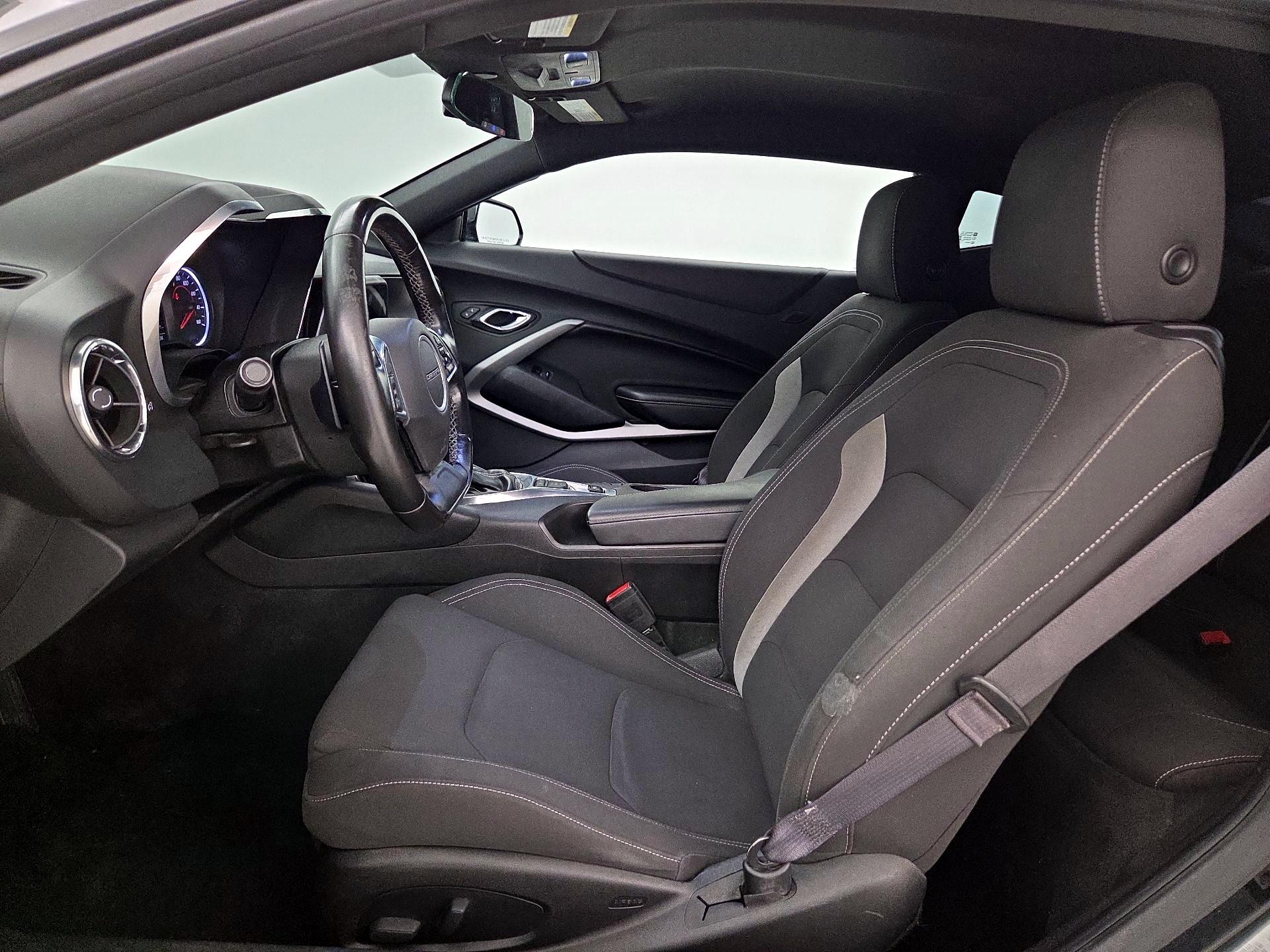 Thumbnail: 2016 Chevrolet Camaro - 11