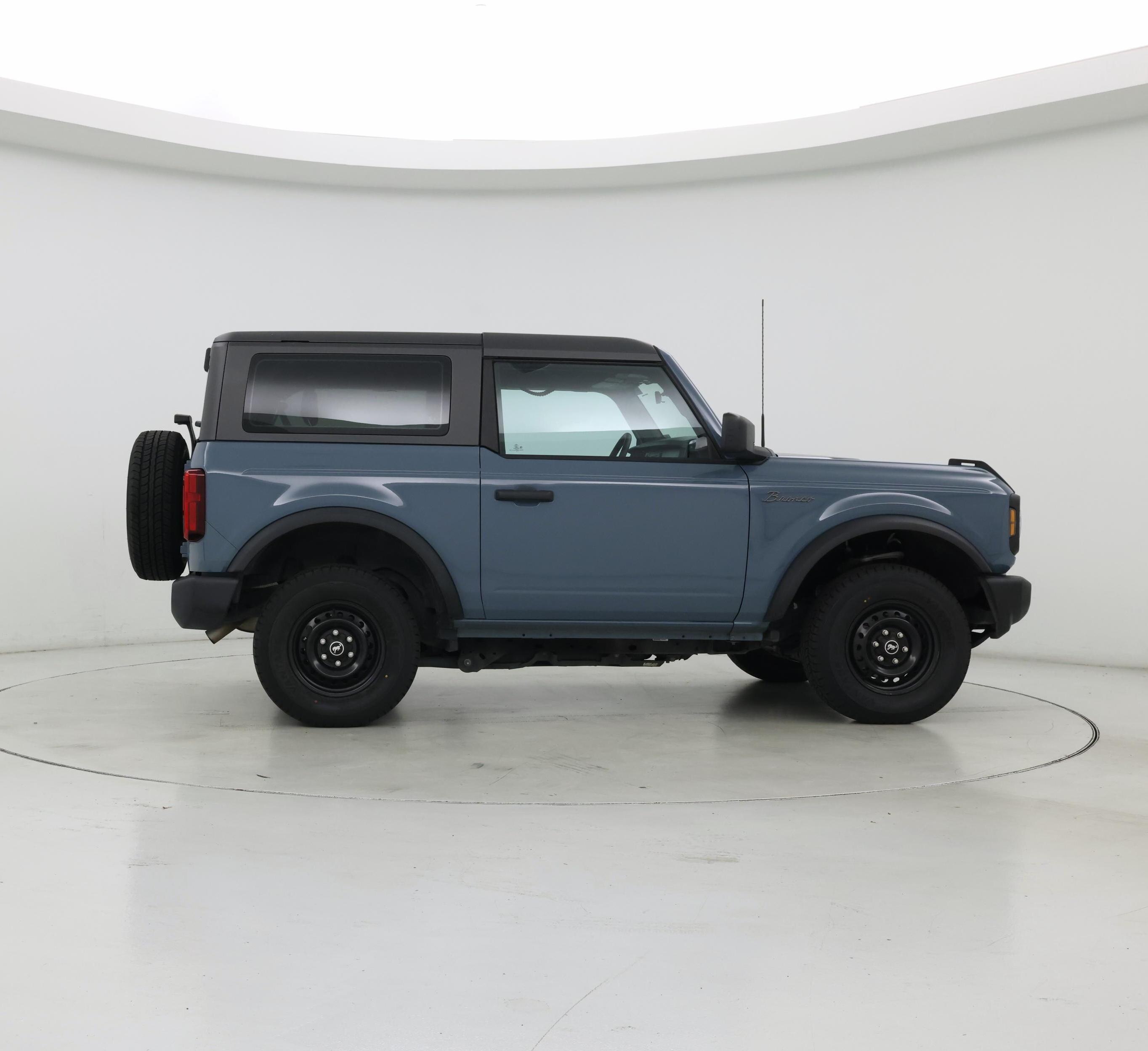 Thumbnail: 2022 Ford Bronco - 7