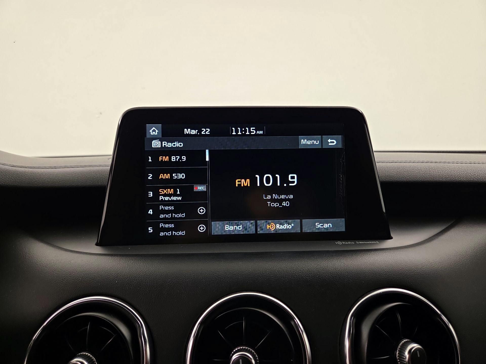 Thumbnail: 2019 Kia Stinger - 16