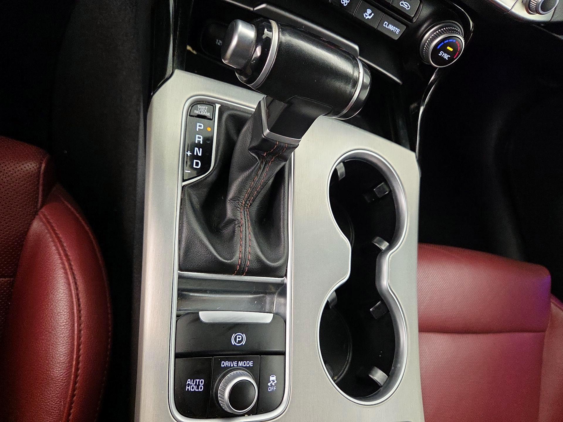 Thumbnail: 2019 Kia Stinger - 18