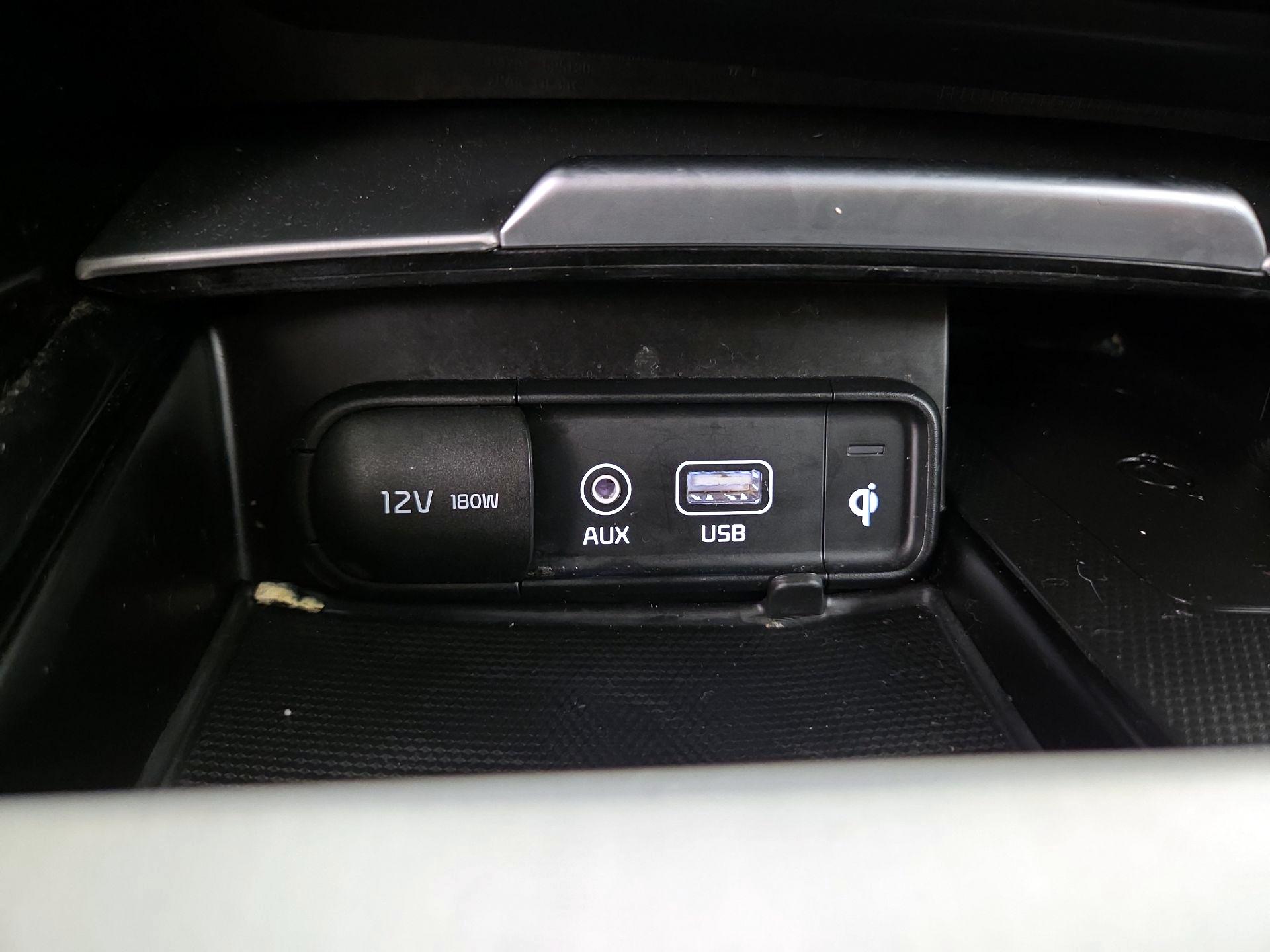 Thumbnail: 2019 Kia Stinger - 19