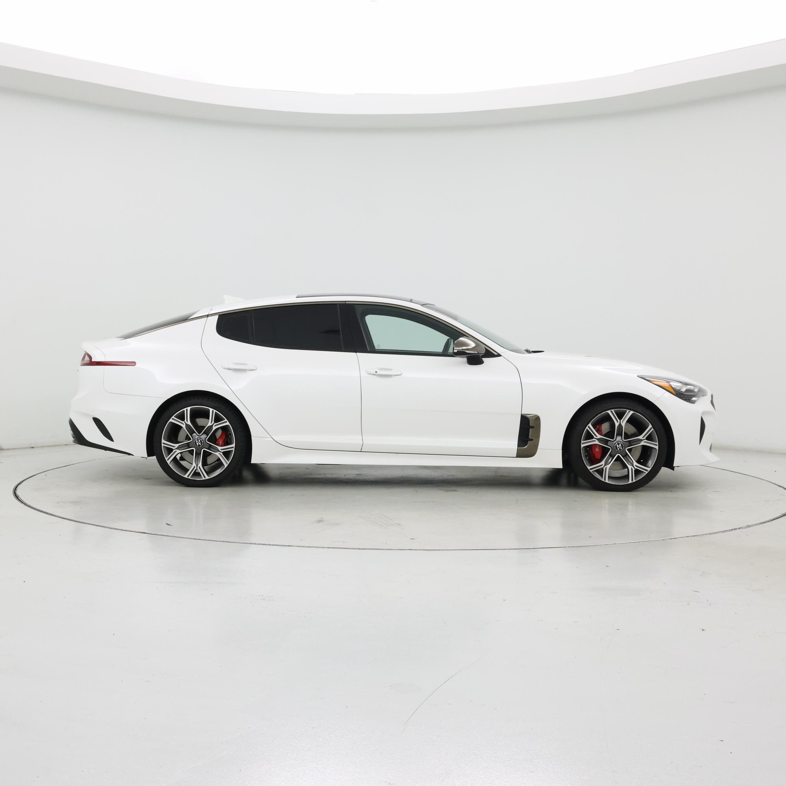 Thumbnail: 2019 Kia Stinger - 7