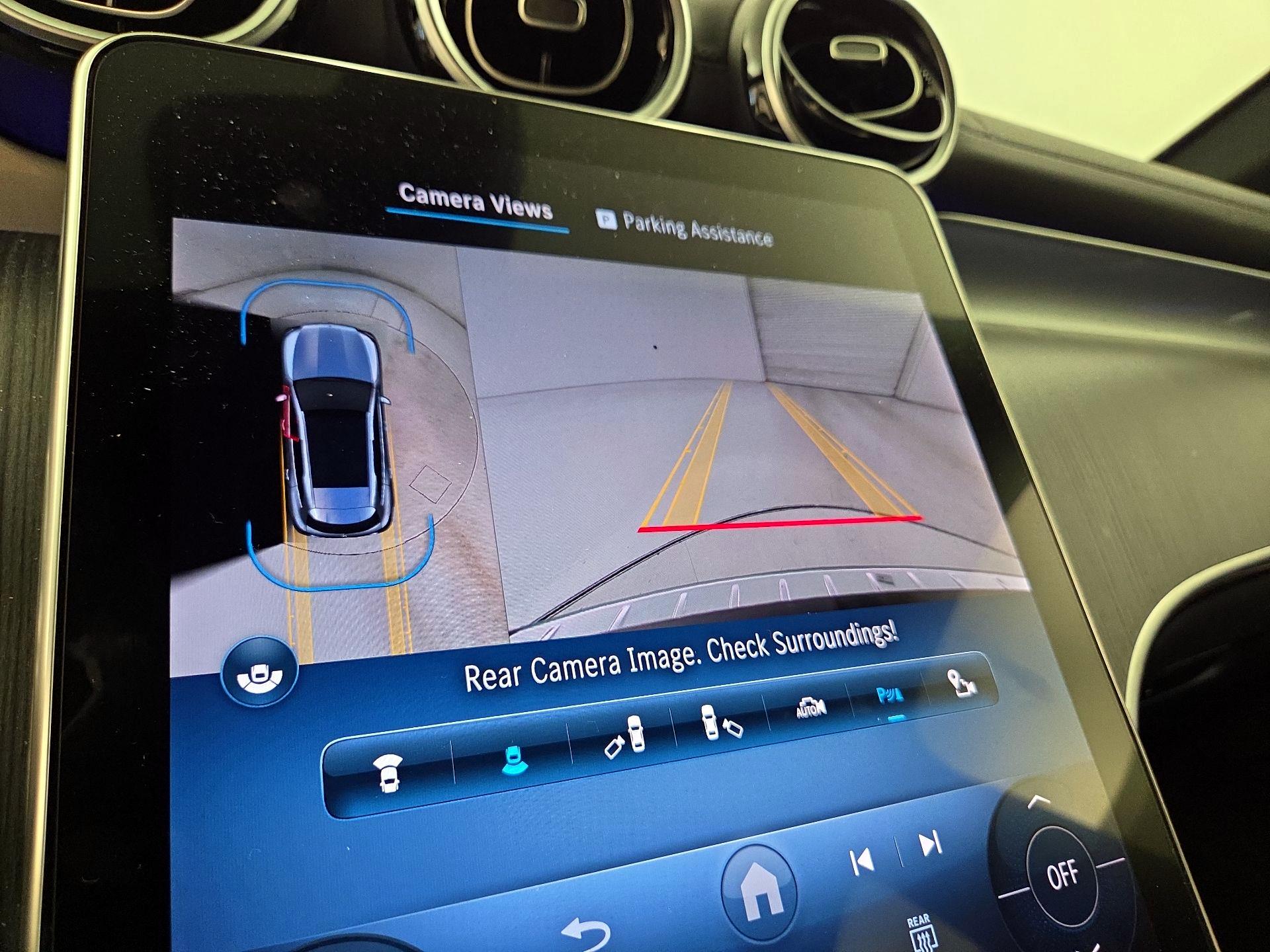 Thumbnail: 2023 Mercedes-Benz GLC - 15