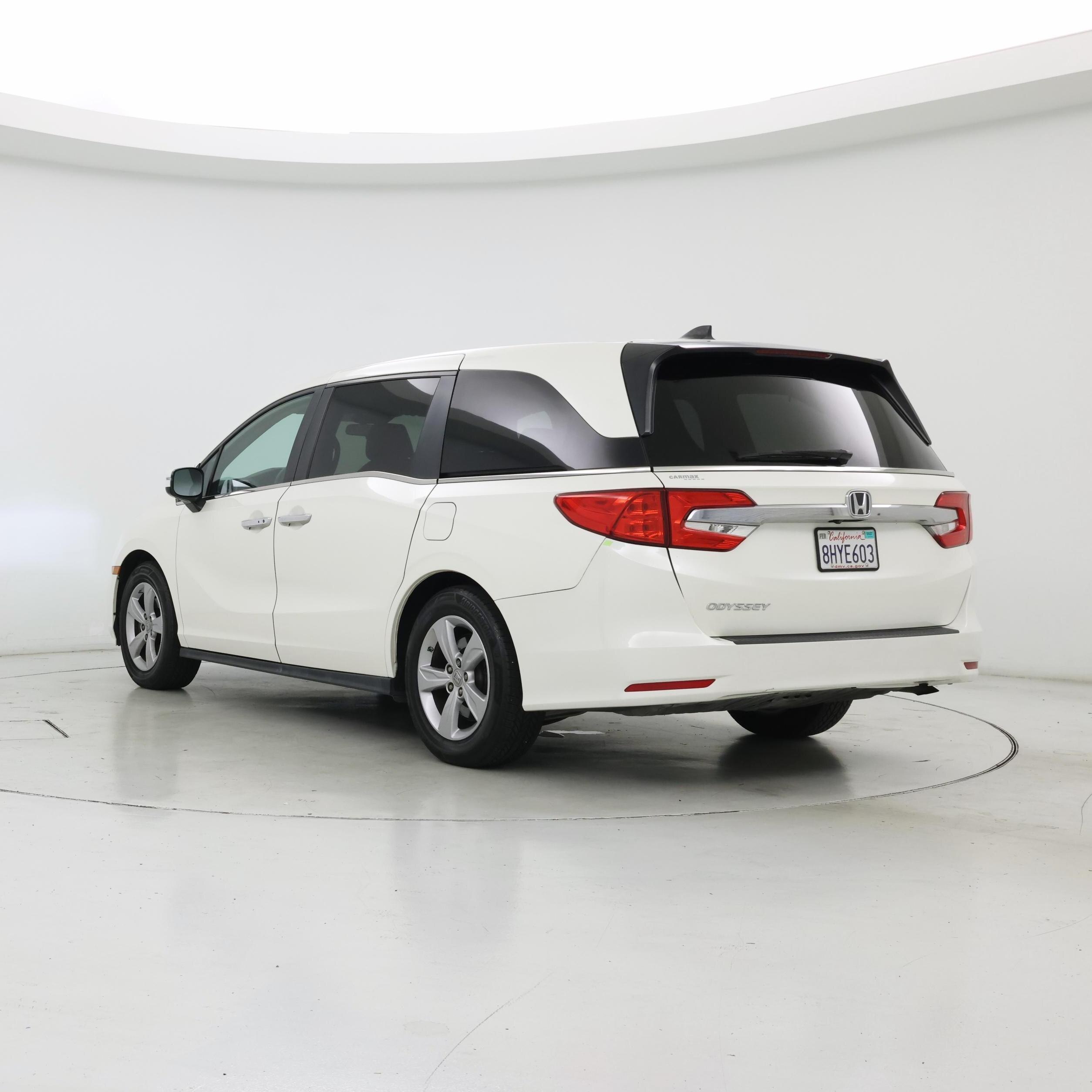 Thumbnail: 2019 Honda Odyssey - 2