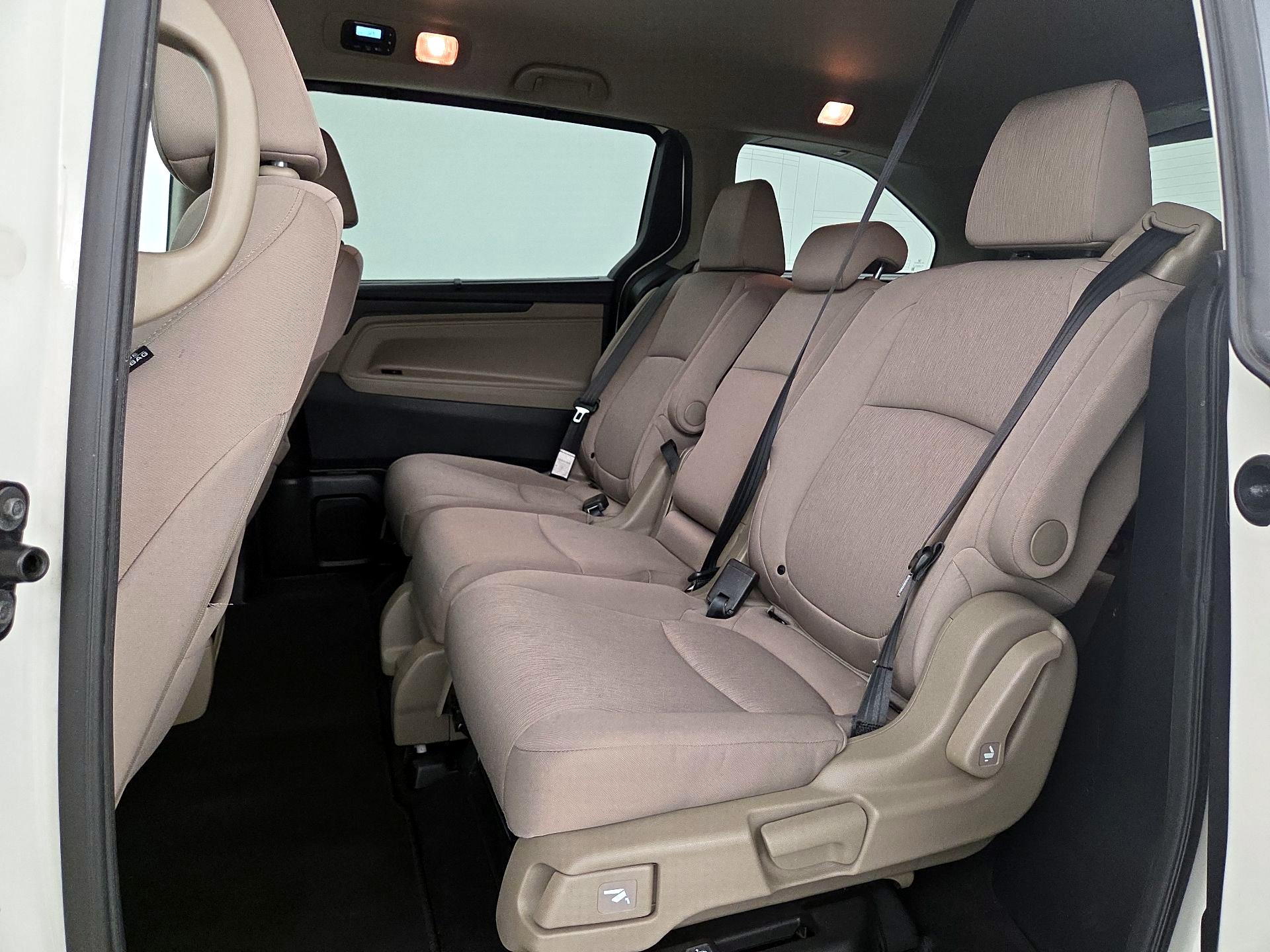 Thumbnail: 2019 Honda Odyssey - 19