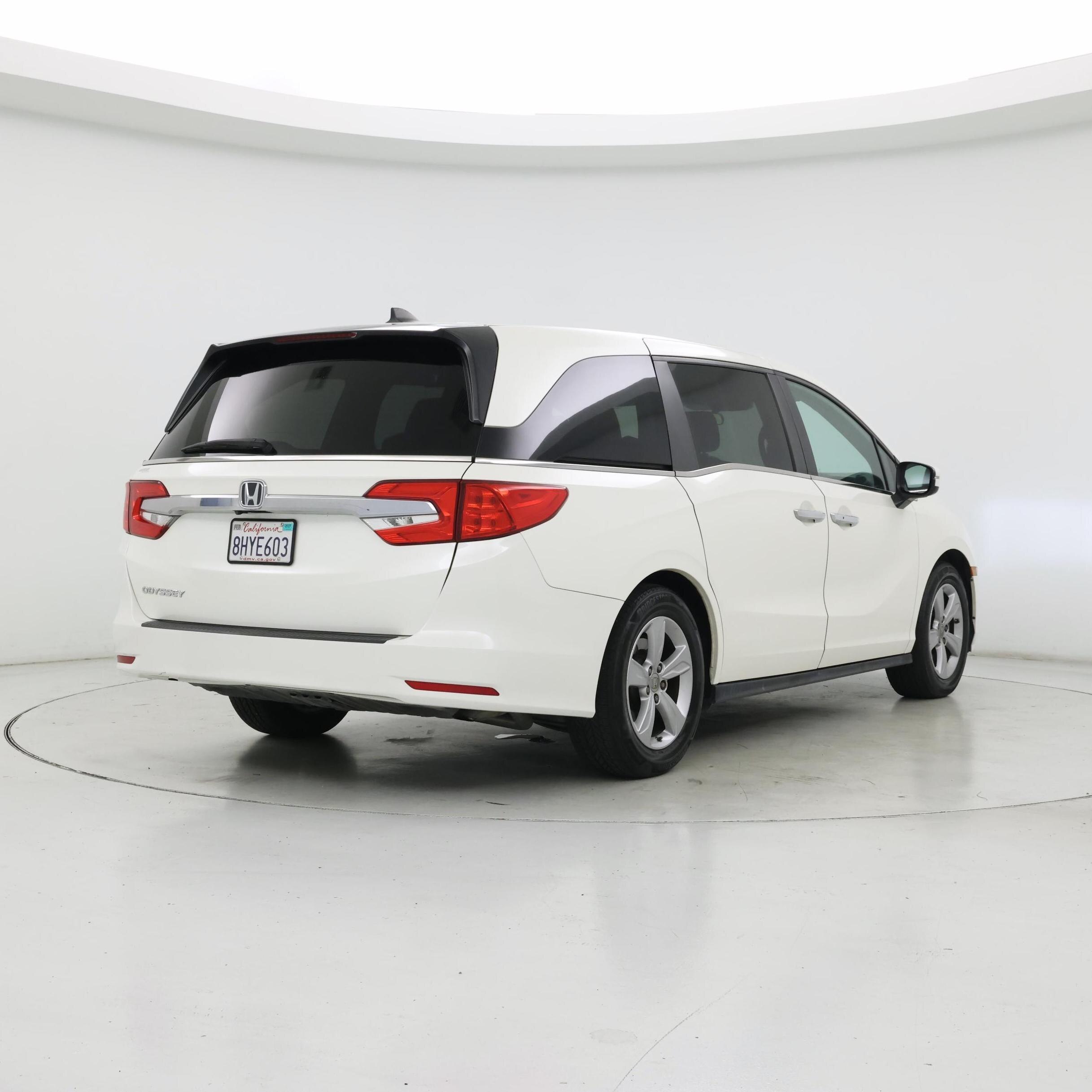 Thumbnail: 2019 Honda Odyssey - 8